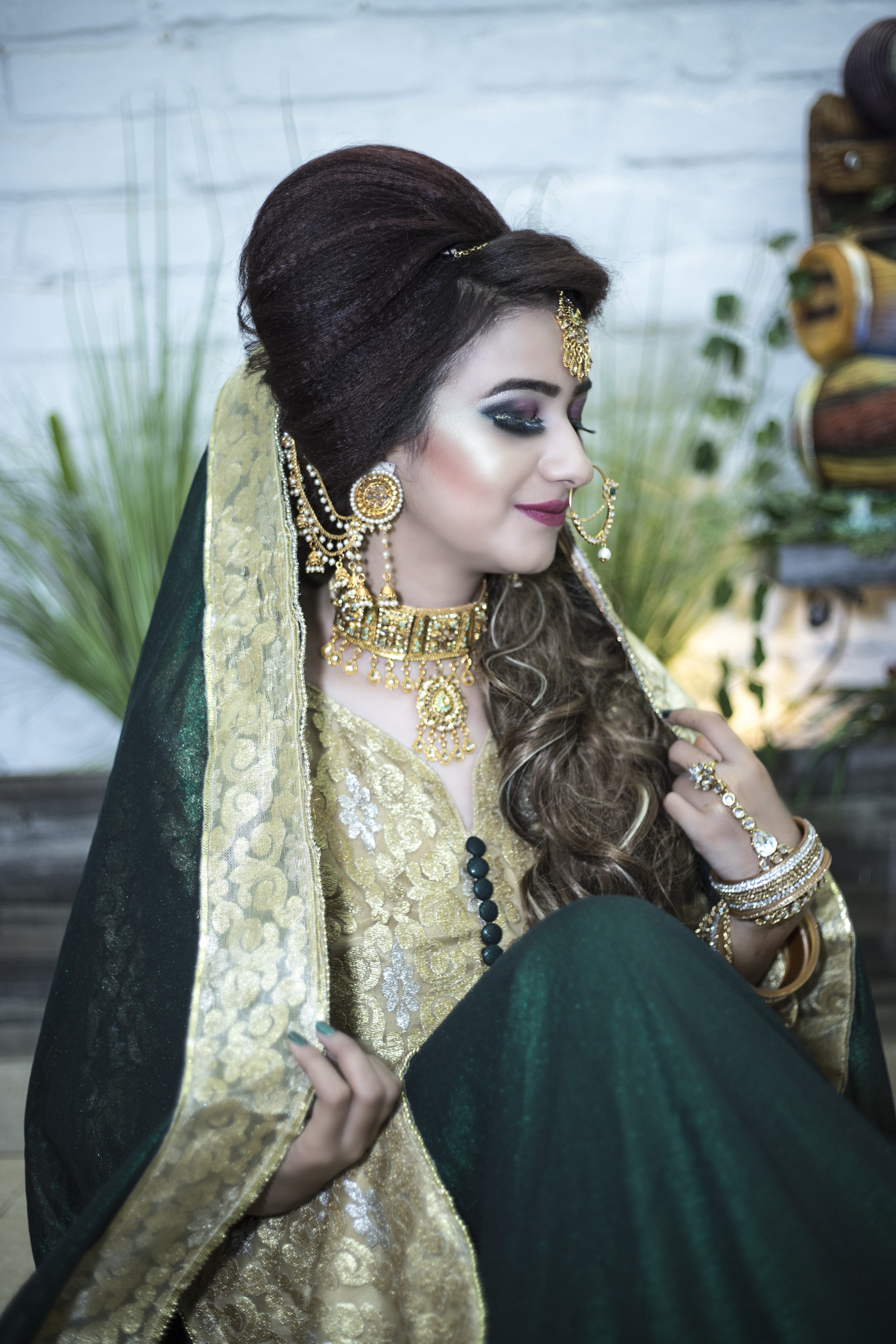 traditional clothing, beauty, model, gold, woman, colors, attractive, outdoors, culture, blurred background, front view, wedding, necklace, hair, beautiful woman, Phone HD Wallpaper