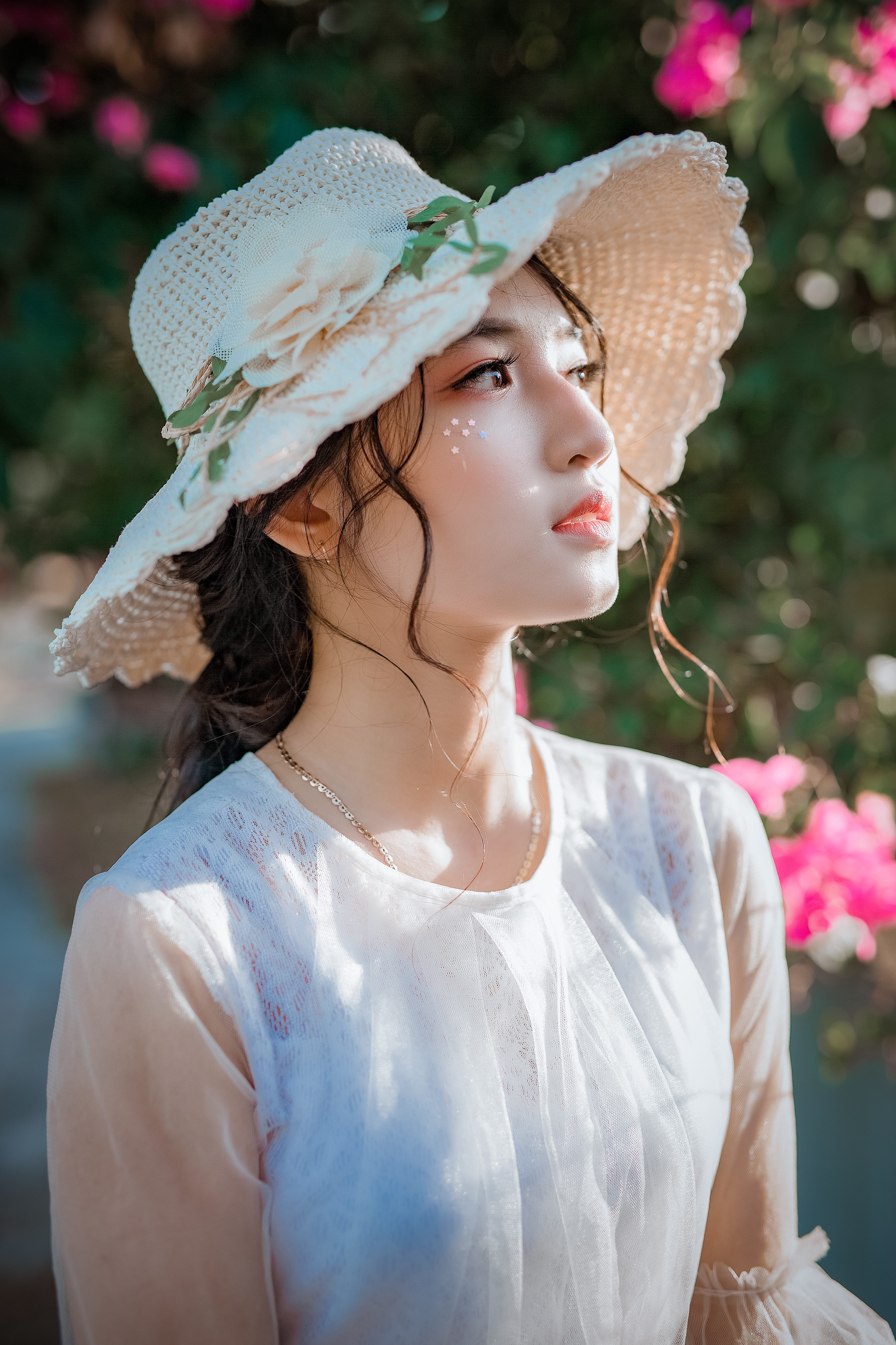hairstyle, plant, women, focus on foreground, clothing, adult, young adult, one person, headwear, wearing, wear, front view, flowering plant, young women, Phone HD Wallpaper