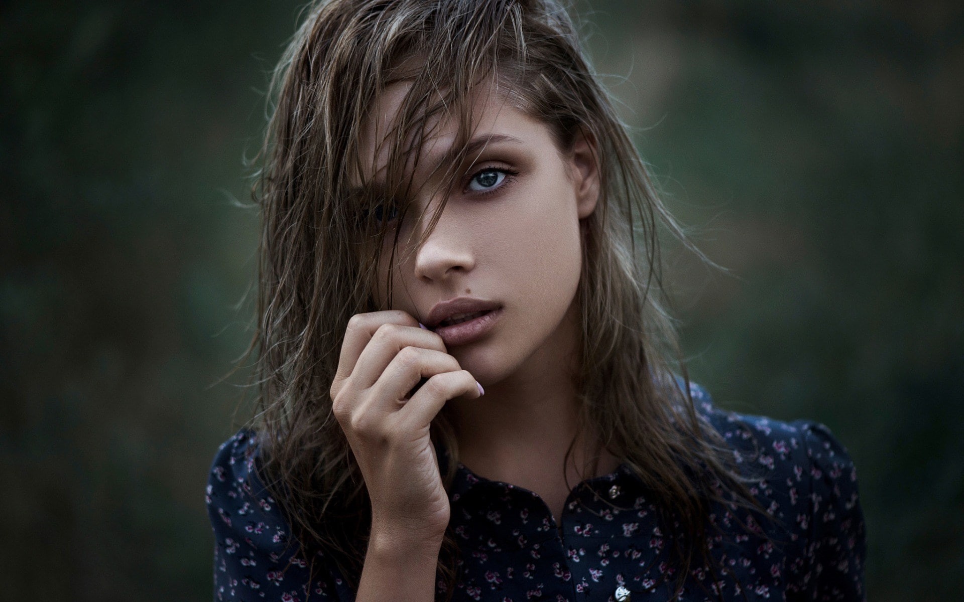 adult, young adult, long hair, focus on foreground, beautiful woman, hair, brown hair, body part, 1080P, hairstyle, beauty, contemplation, real people, HD Wallpaper