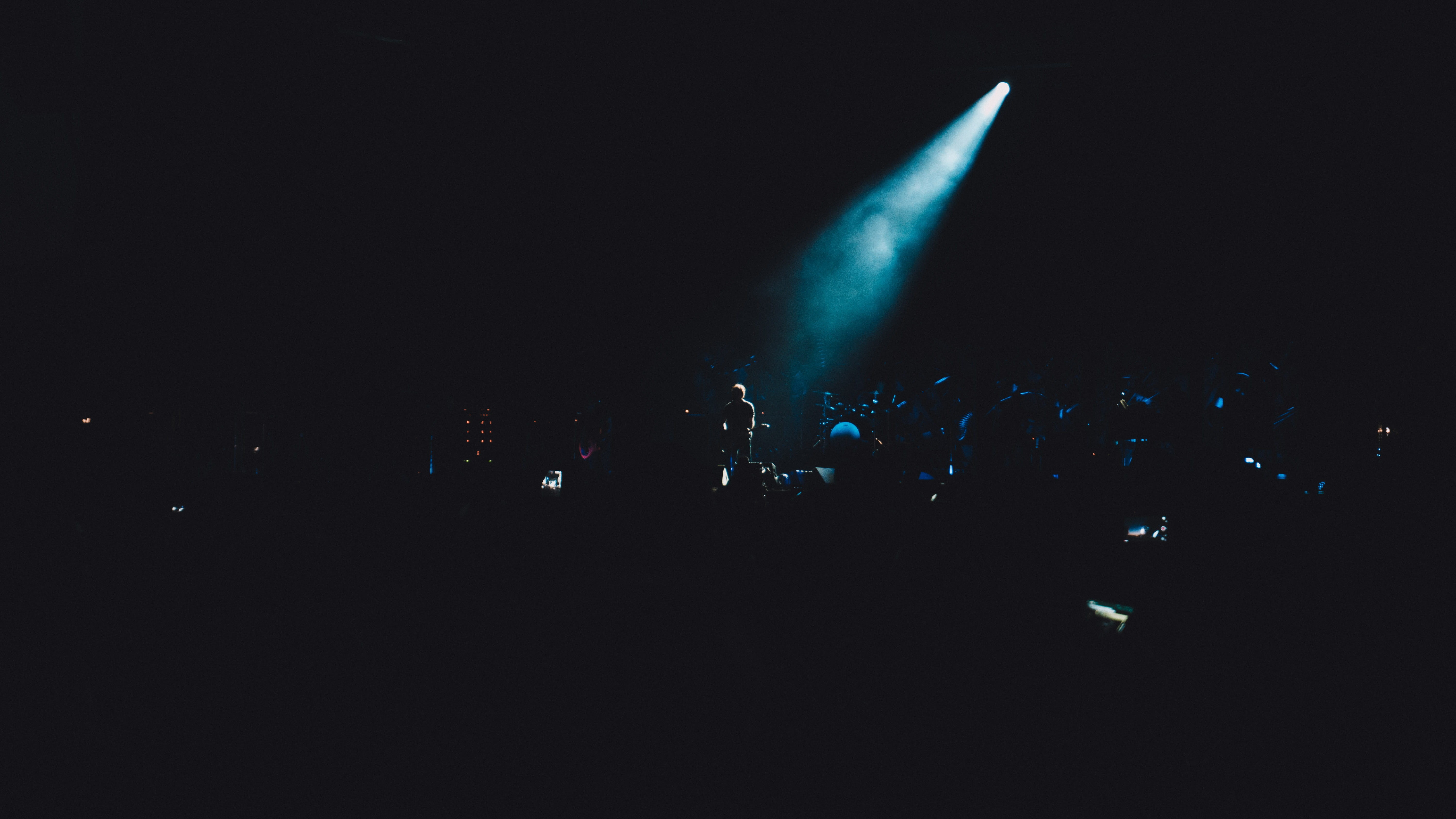caruso, stage - performance space, audience, concert, rocco caruso, guitar, festival, nightlife, jam, 5K, lighting equipment, enjoyment, music, group of people, HD Wallpaper