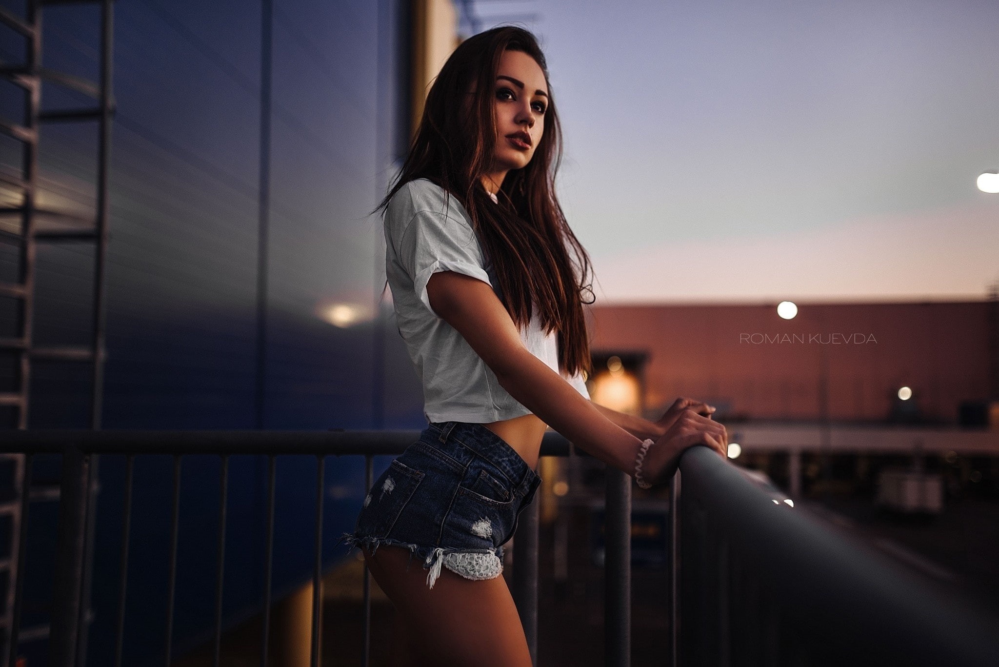 beauty, slim, shorts, illuminated, bokeh, night, beautiful woman, railings, s, lifestyles, Kolesa Novel, Roma Kuyevda, fashion, women, lights, long hair, HD Wallpaper