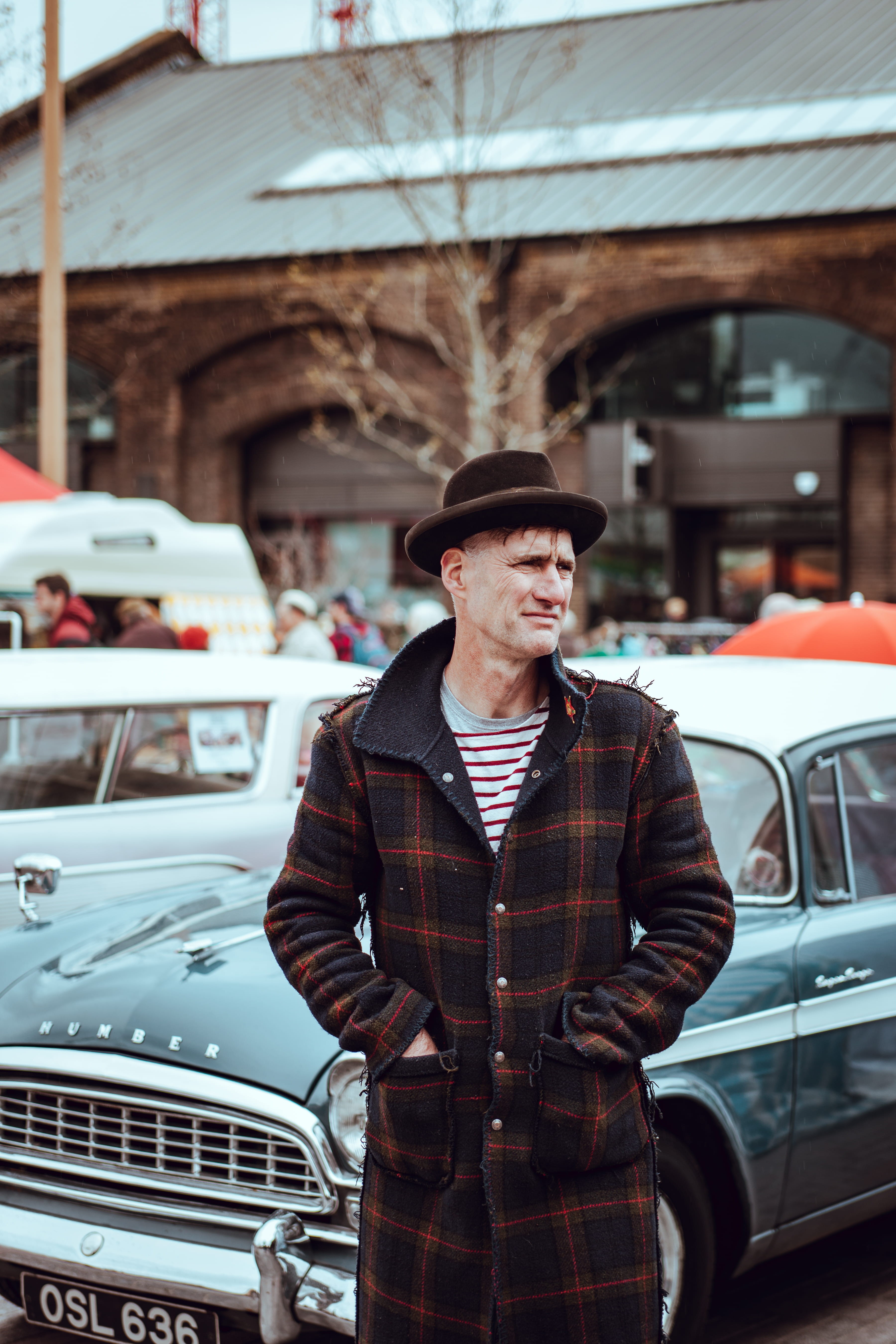 plaid, three quarter length, clothing, brown, street portrait, men, wearing, outdoors, one man only, lifestyles, transportation, 5K, coat, real people, Phone HD Wallpaper