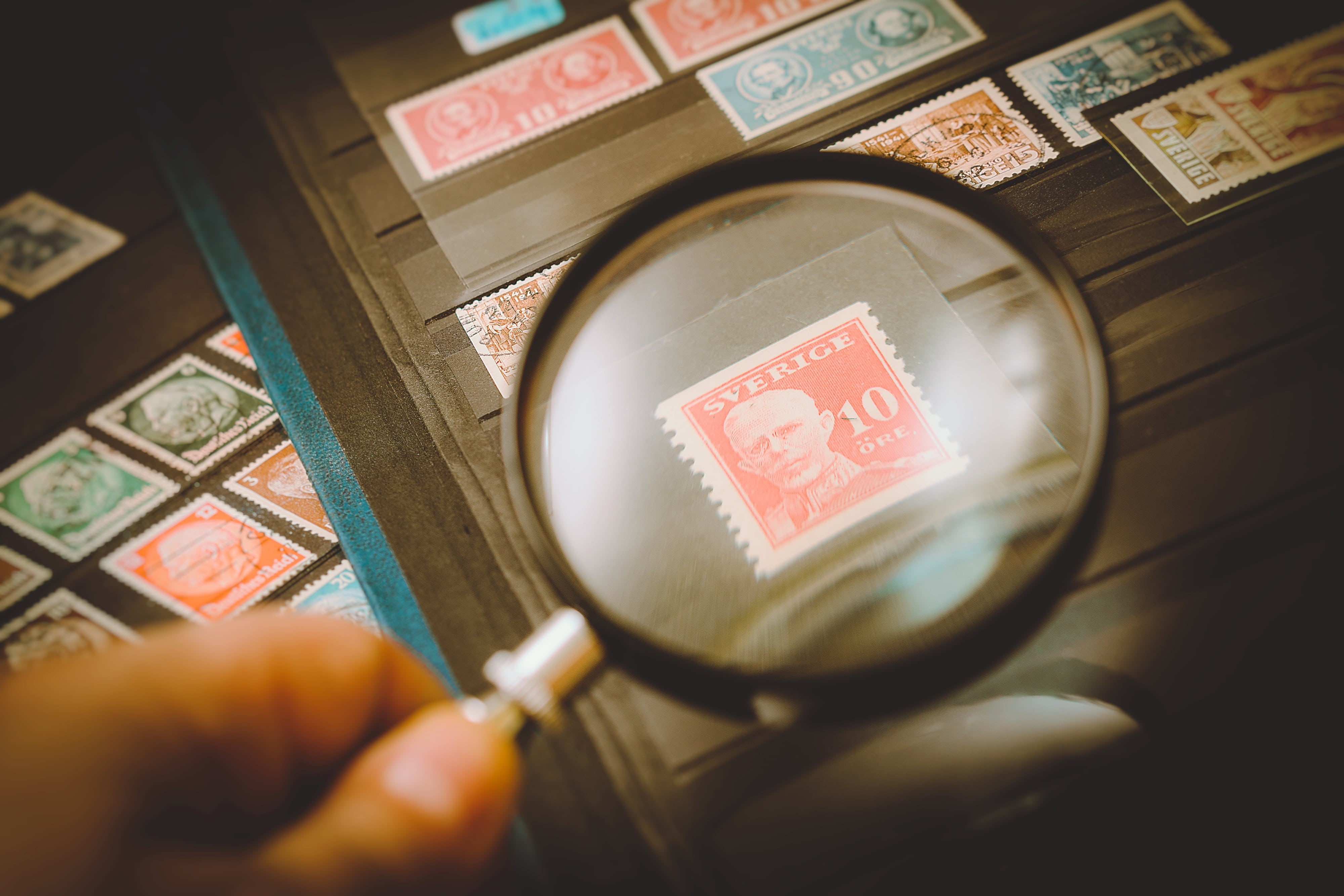 paper, magnify, analysis, magnification, high angle view, vintage, discovery, paper Currency, one person, optical, business, circle, examining, connection, HD Wallpaper