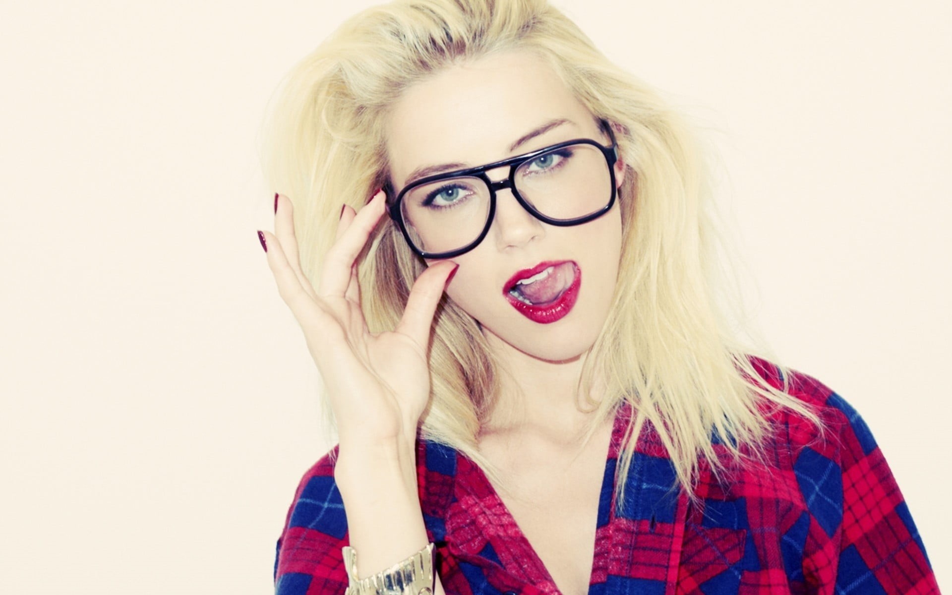 one person, mouth open, blonde, front view, flannel, simple background, Amber Heard, face, painted nails, headshot, beauty, tongues, Terry Richardson, making a face, HD Wallpaper