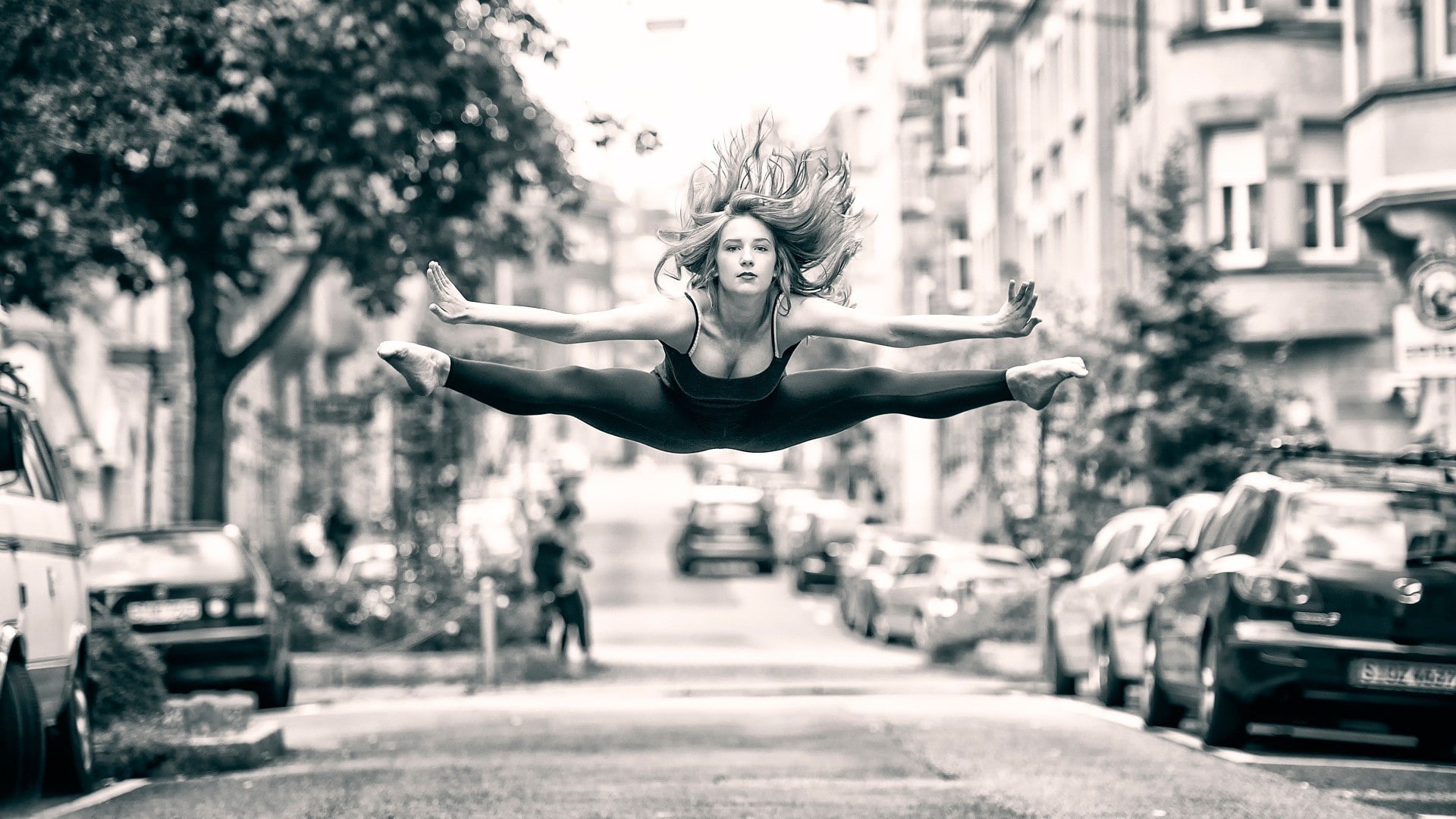 healthy lifestyle, flexible, wellbeing, full length, relaxation exercise, vitality, dancer, exercising, sport, one person, monochrome, women outdoors, beautiful woman, HD Wallpaper