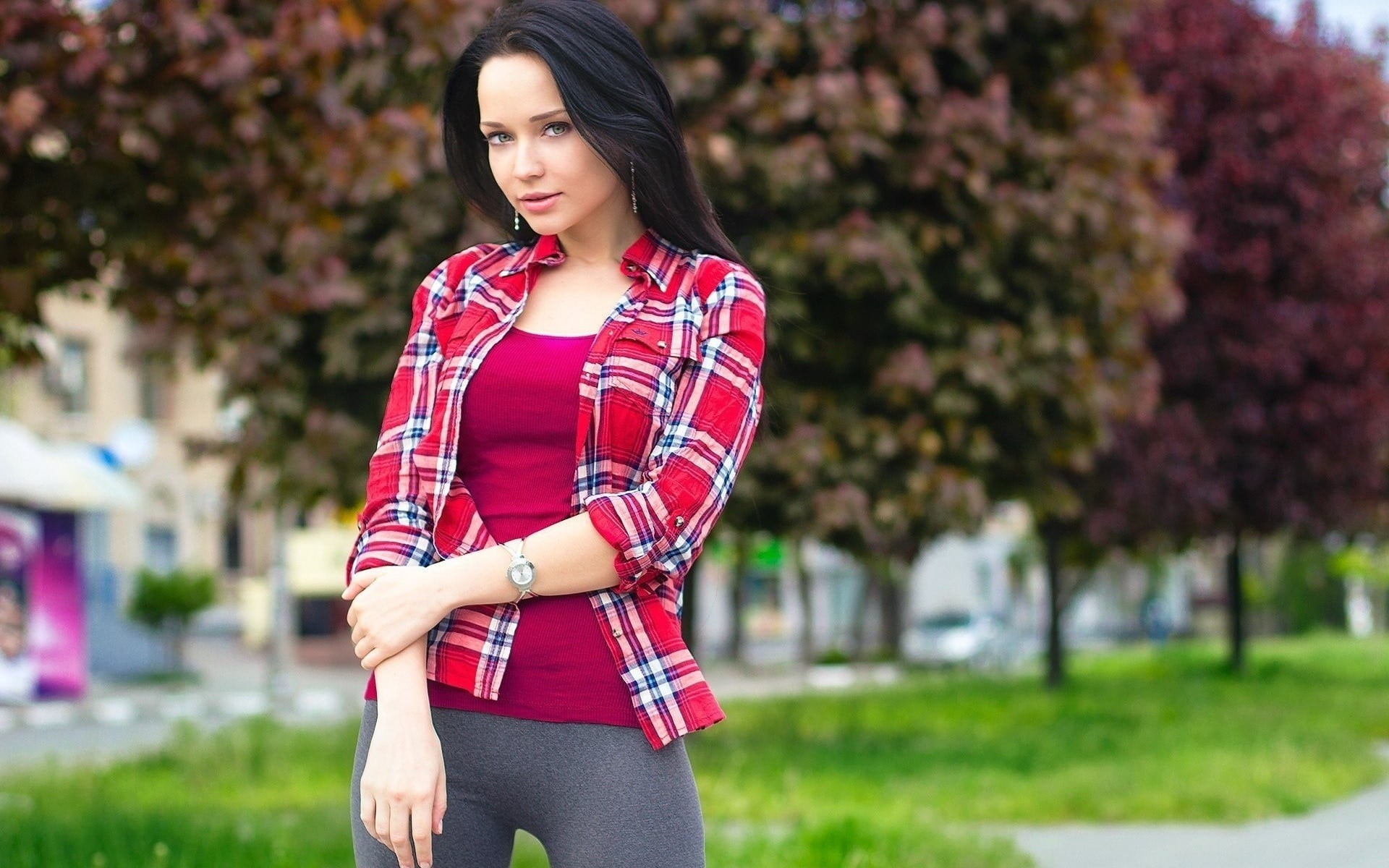 summer, three quarter length, fashion, casual Clothing, caucasian Ethnicity, leisure activity, leggings, celebrity, cheerful, model, red, yoga pants, lifestyles, HD Wallpaper
