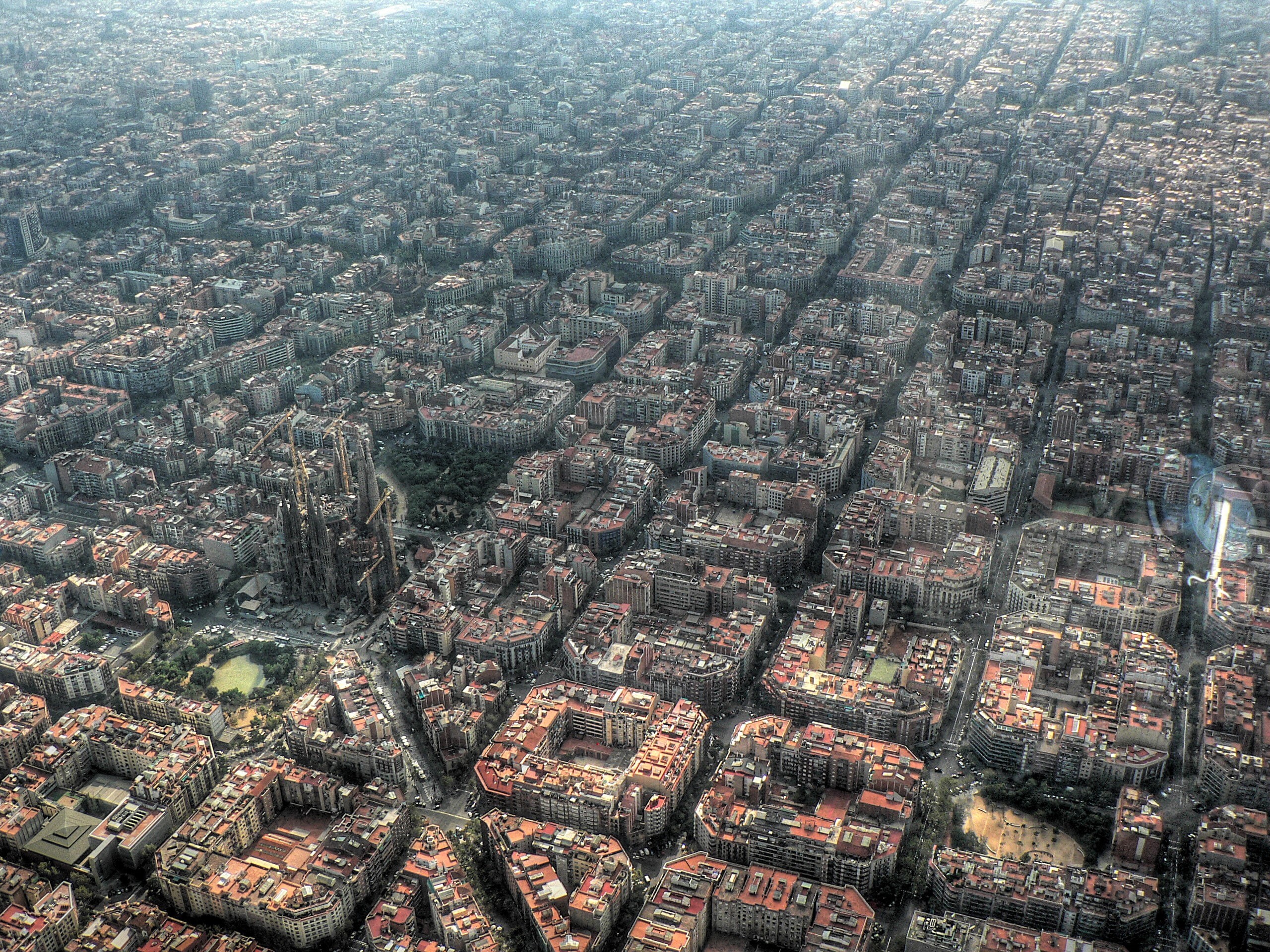 Spain, building, aerial view, city, cityscape, Barcelona, church, 2K, HD Wallpaper