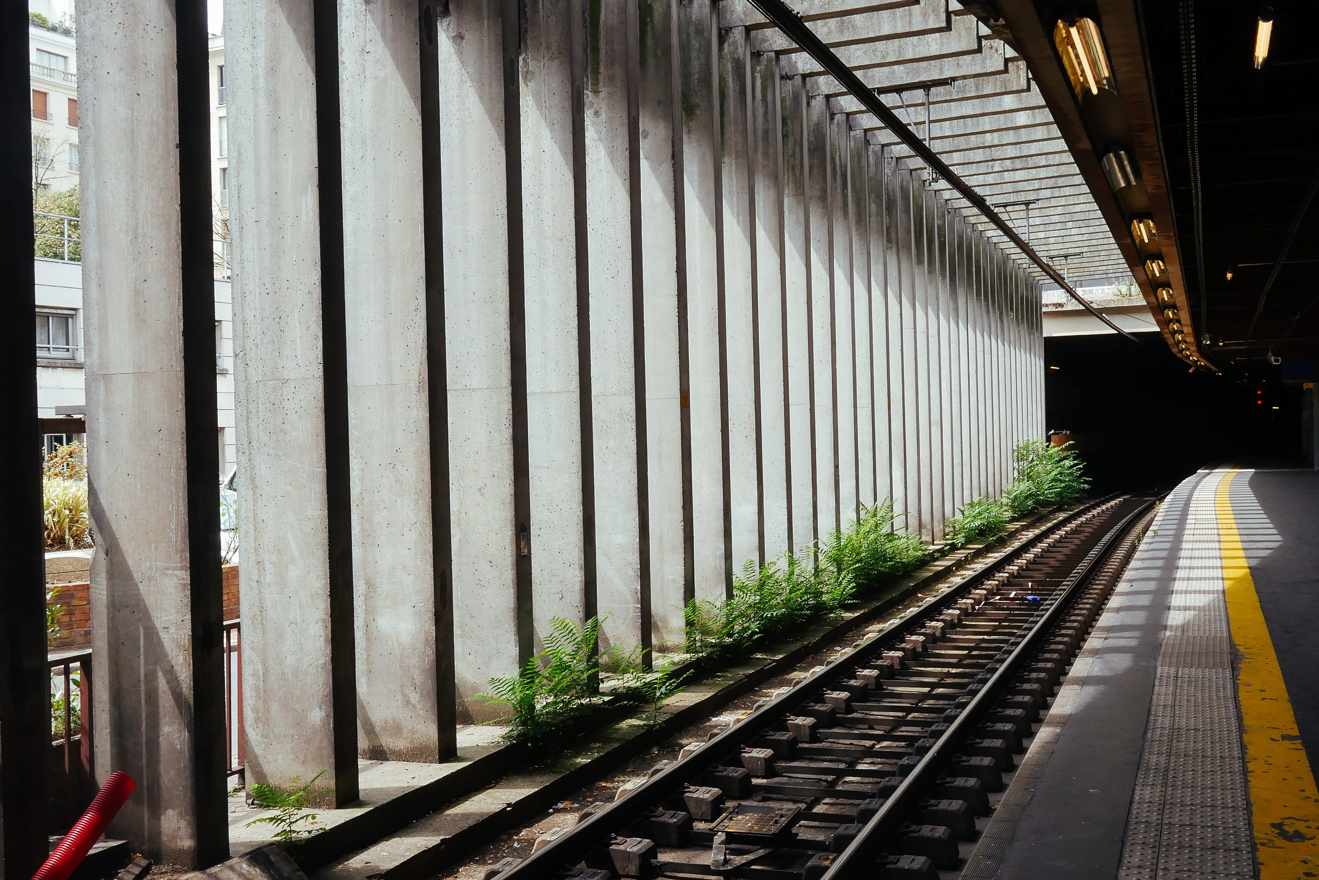 day, in a row, built structure, sun, direction, landscape, stone, transportation, railway, rail transportation, summer, concrete, metal, long, railroad station platform, HD Wallpaper