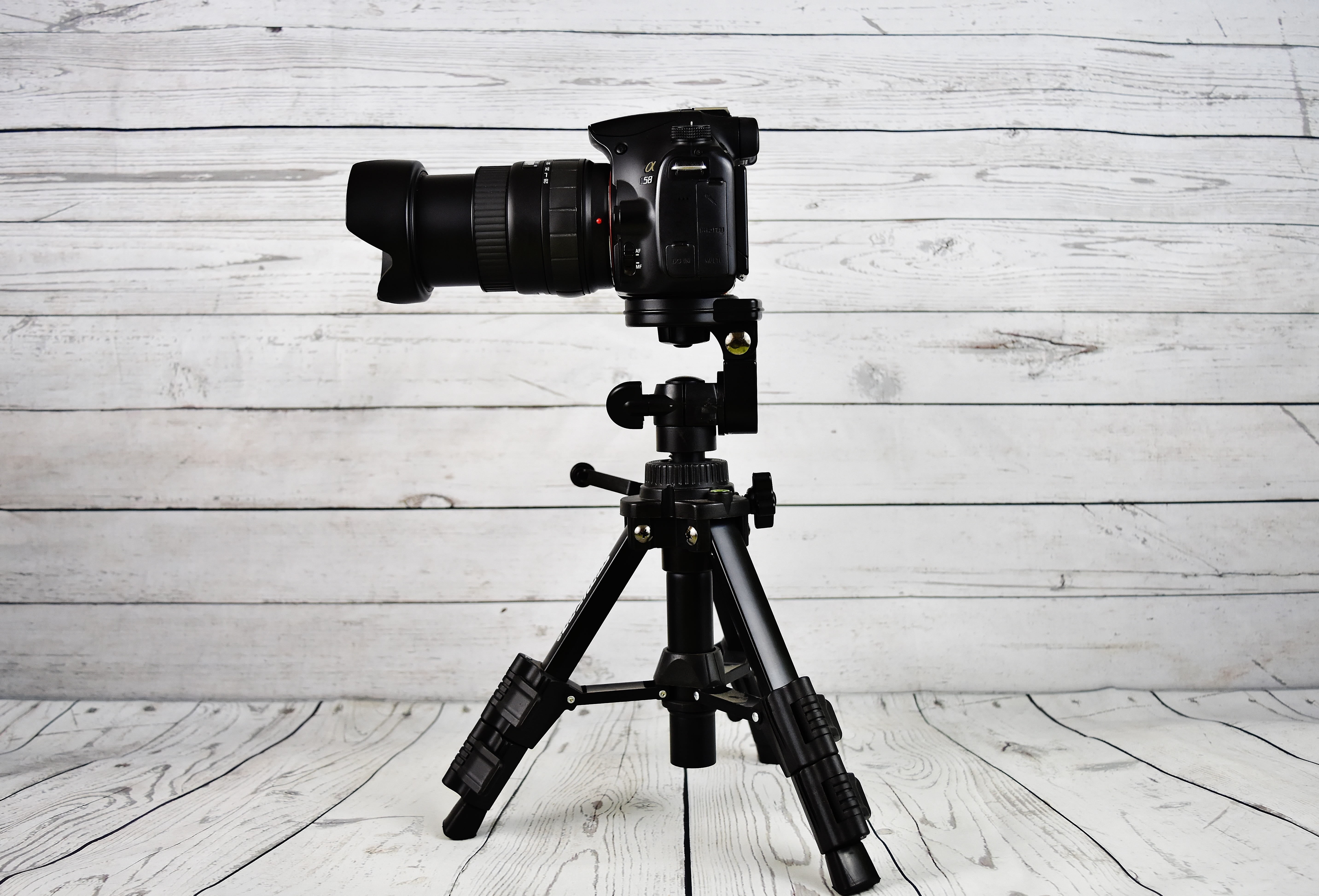 wall - building feature, sony camera, tripod, equipment, arts culture and entertainment, no people, wood - material, movie camera, black, slr camera, digicam, HD Wallpaper