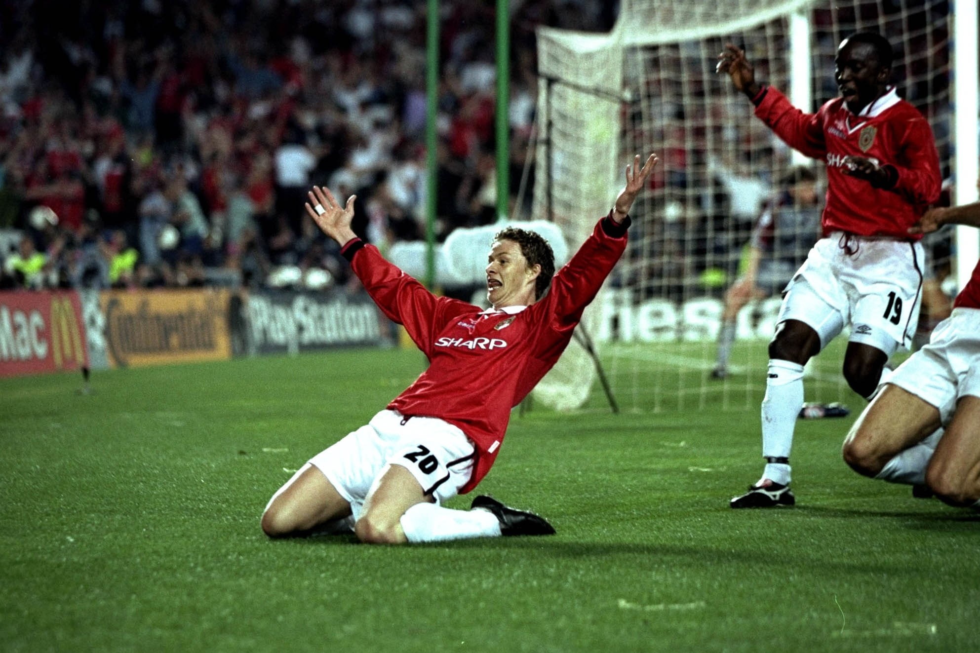 manchester, football, art, fc, soccer, munich, 1080P, league, united, nou, hd, x, camp, sports, bayern, Manchester United FC, champions, HD Wallpaper