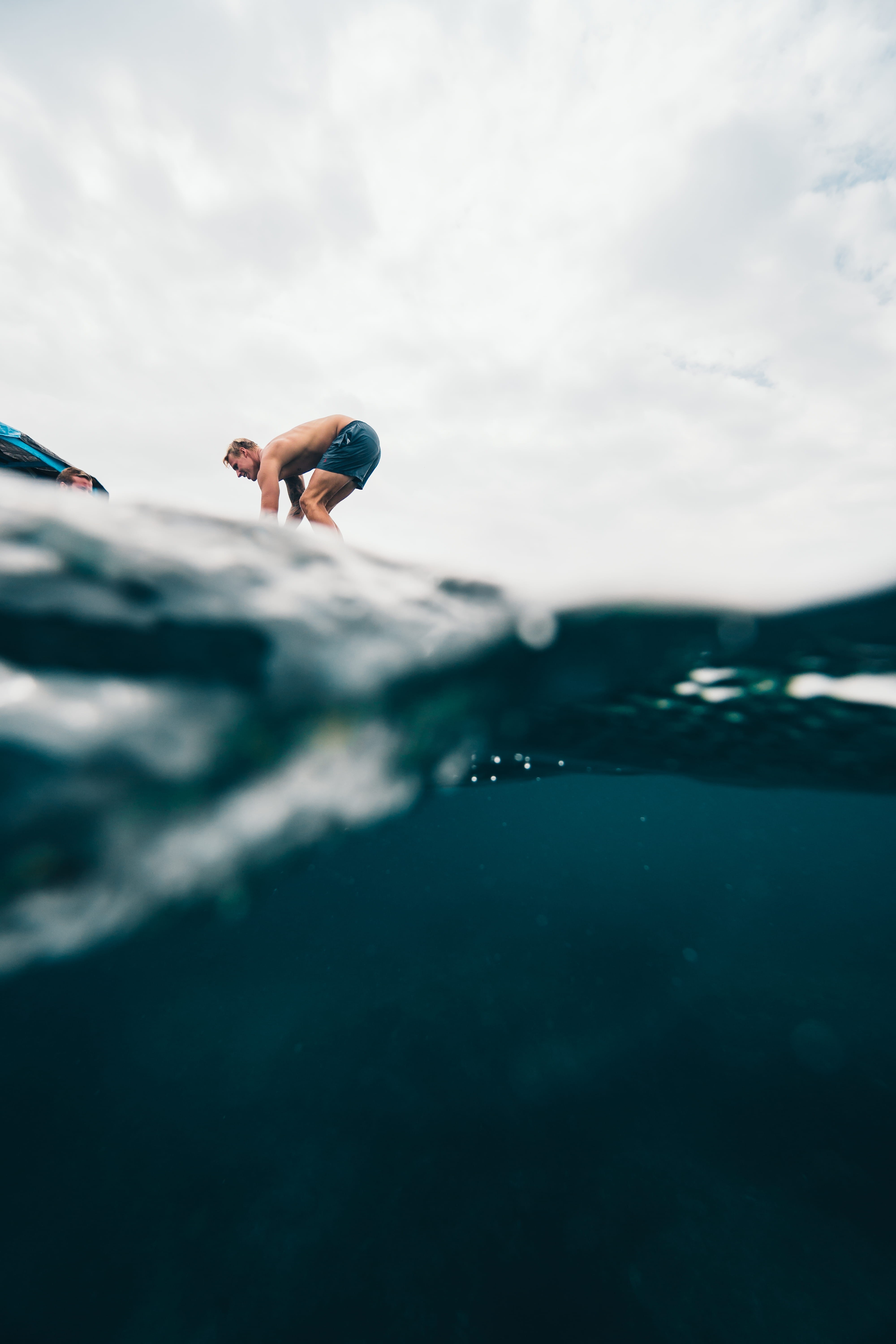 outdoors, man, summer, day, tropical, lifestyles, mid-air, recreation, men, human arm, jump, underwater, blue, person, leisure, leisure activity, water, Phone HD Wallpaper