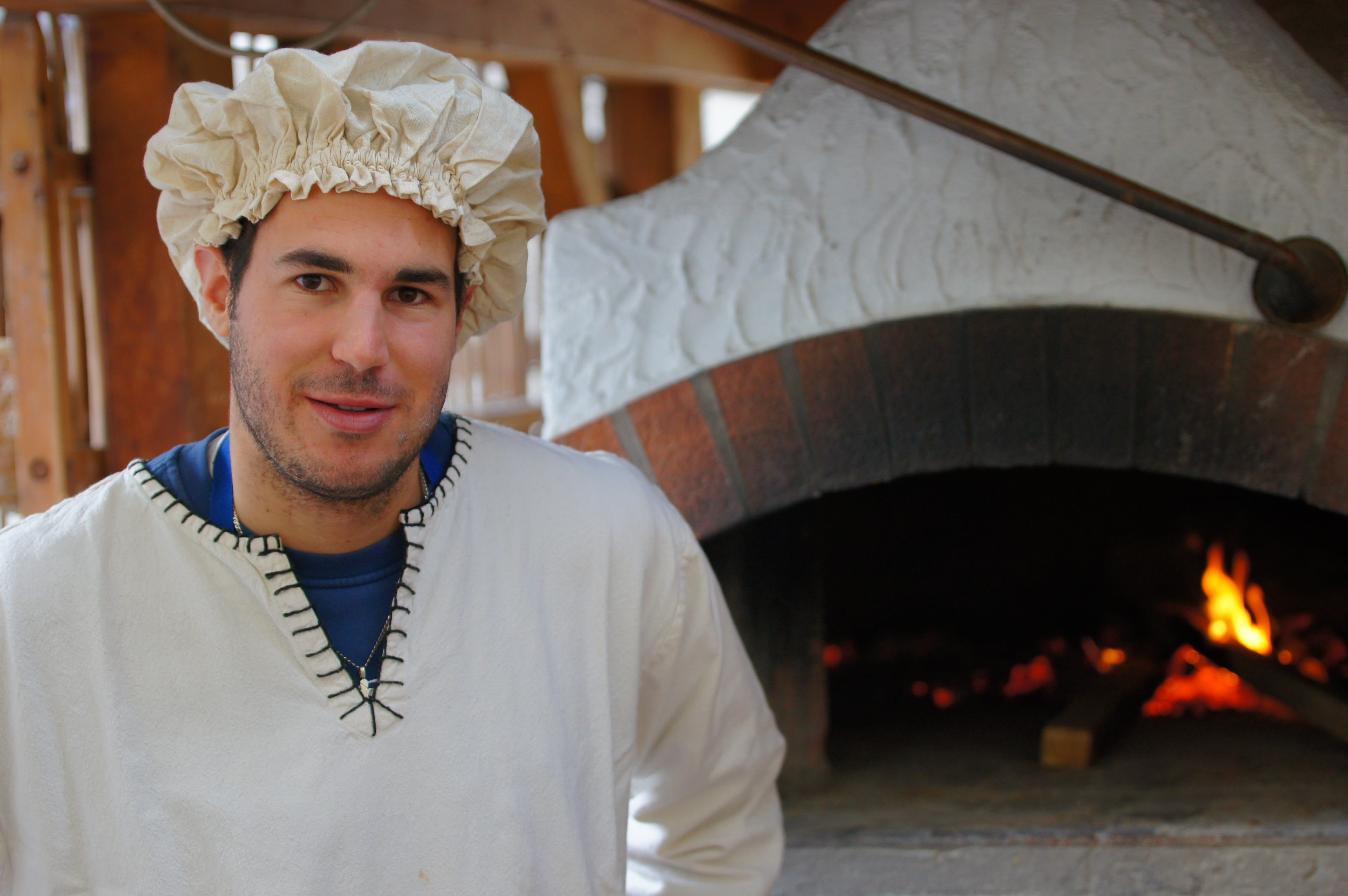 shirt, young adult, farmer, casual clothing, italian, director, headset, cooking, young men, pizzaiolo, people, wood, cook, good, cotto, long, old man, HD Wallpaper
