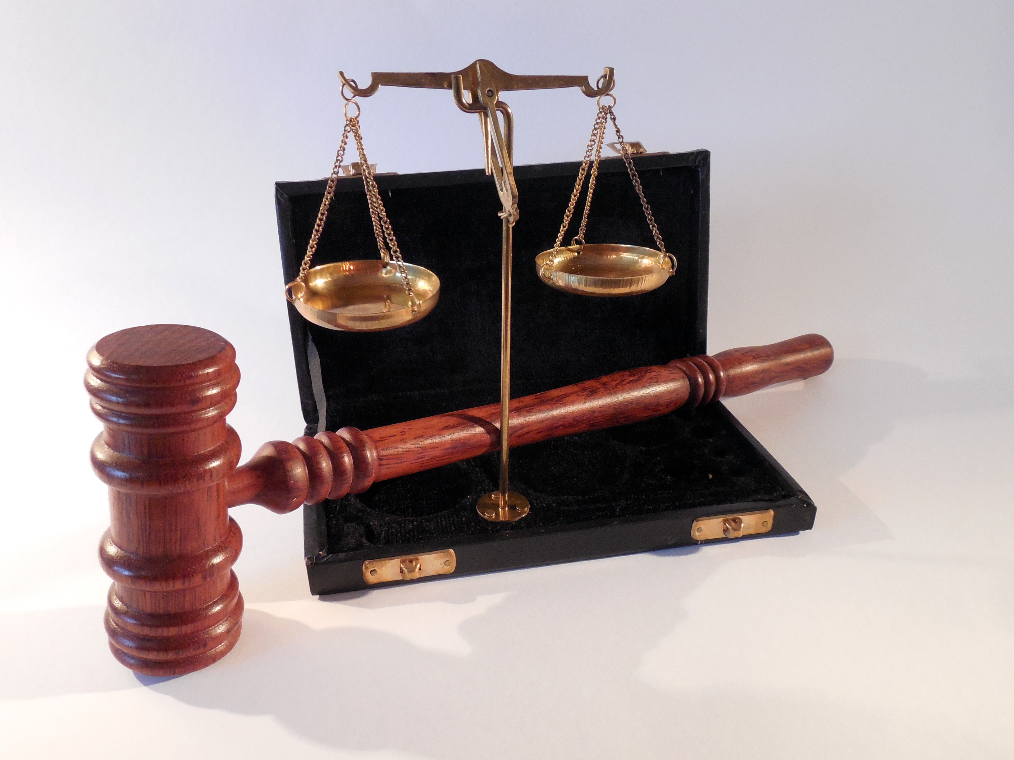 jura, judge, no people, control, studio shot, justice, court, gavel, comparison, paragraph, mallet, white background, justice - concept, hammer, balance, HD Wallpaper