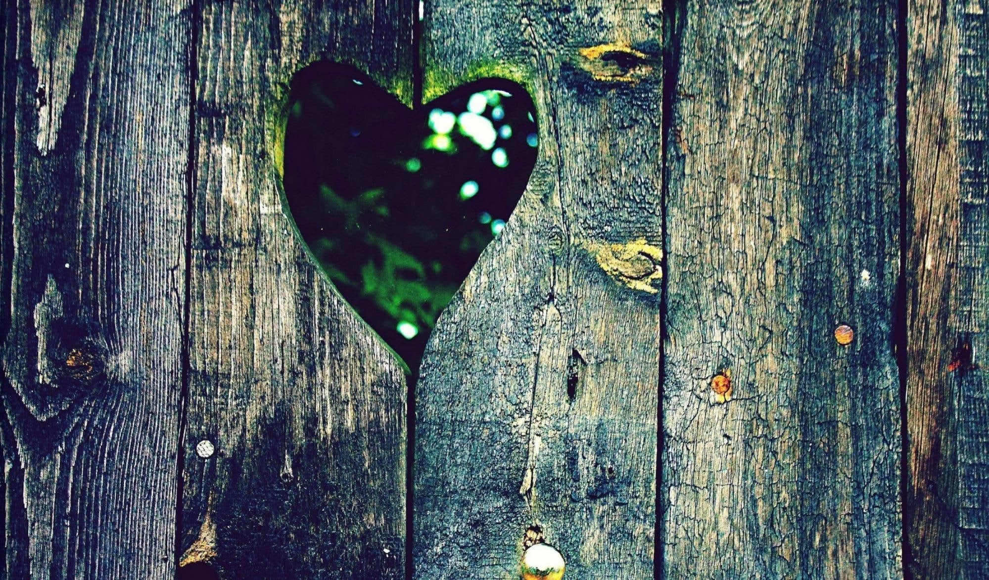 cut, fence, shape, wooden, heart, wall, brown, 1080P, wood, 3d and abstract, HD Wallpaper