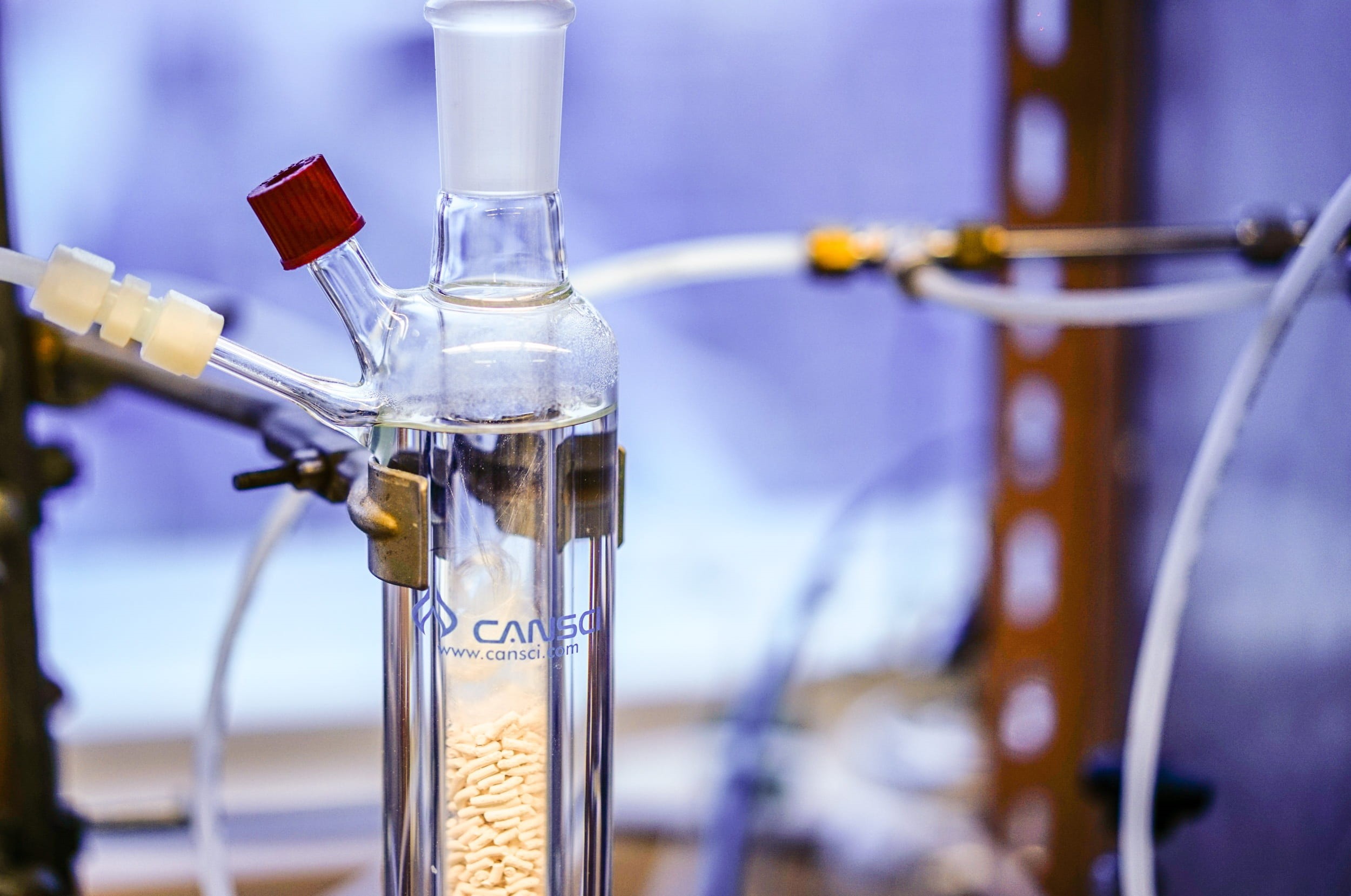 focus, photo, healthcare and medicine, laboratory, scientific, close-up, indoors, 1080P, bottle, lab, test tube, scientific experiment, laboratory glassware, HD Wallpaper