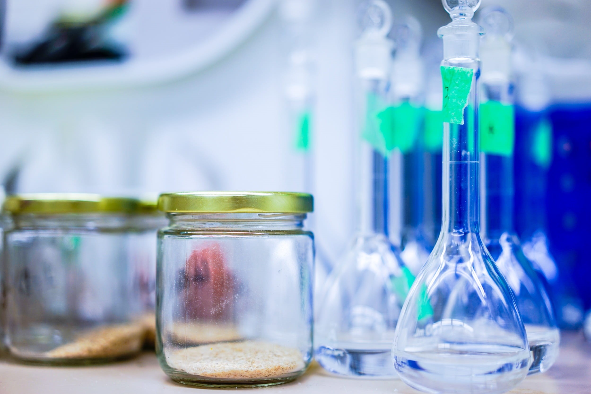 glass - material, bottle, education, container, focus on foreground, laboratory glassware, focus, healthcare and medicine, tube, test, industry, drinking, HD Wallpaper