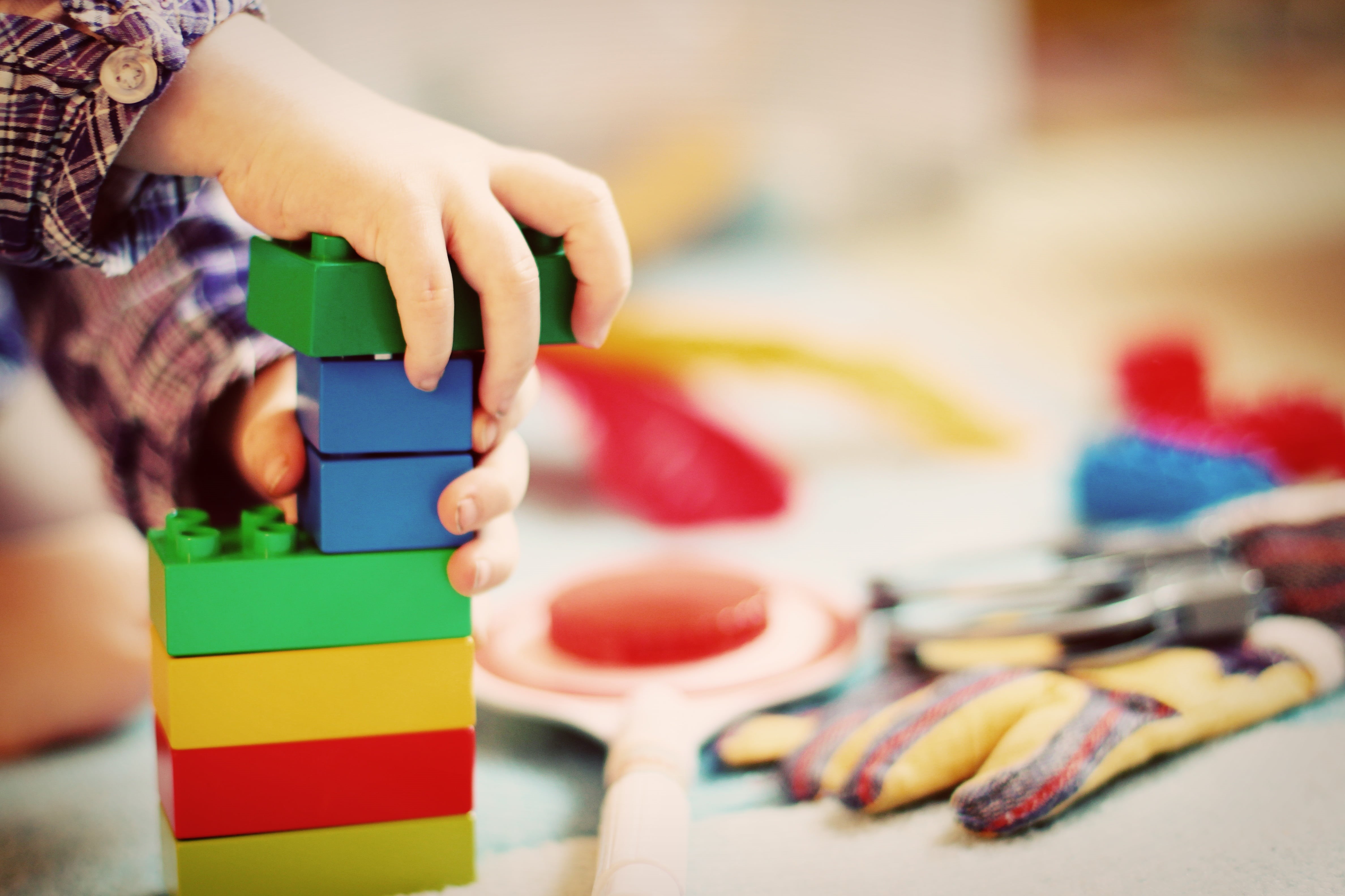 craft, tower, paint, indoors, paintbrush, clutter, close-up, creativity, wooden blocks, hand, children, human limb, childhood, 4K, selective focus, one person, HD Wallpaper