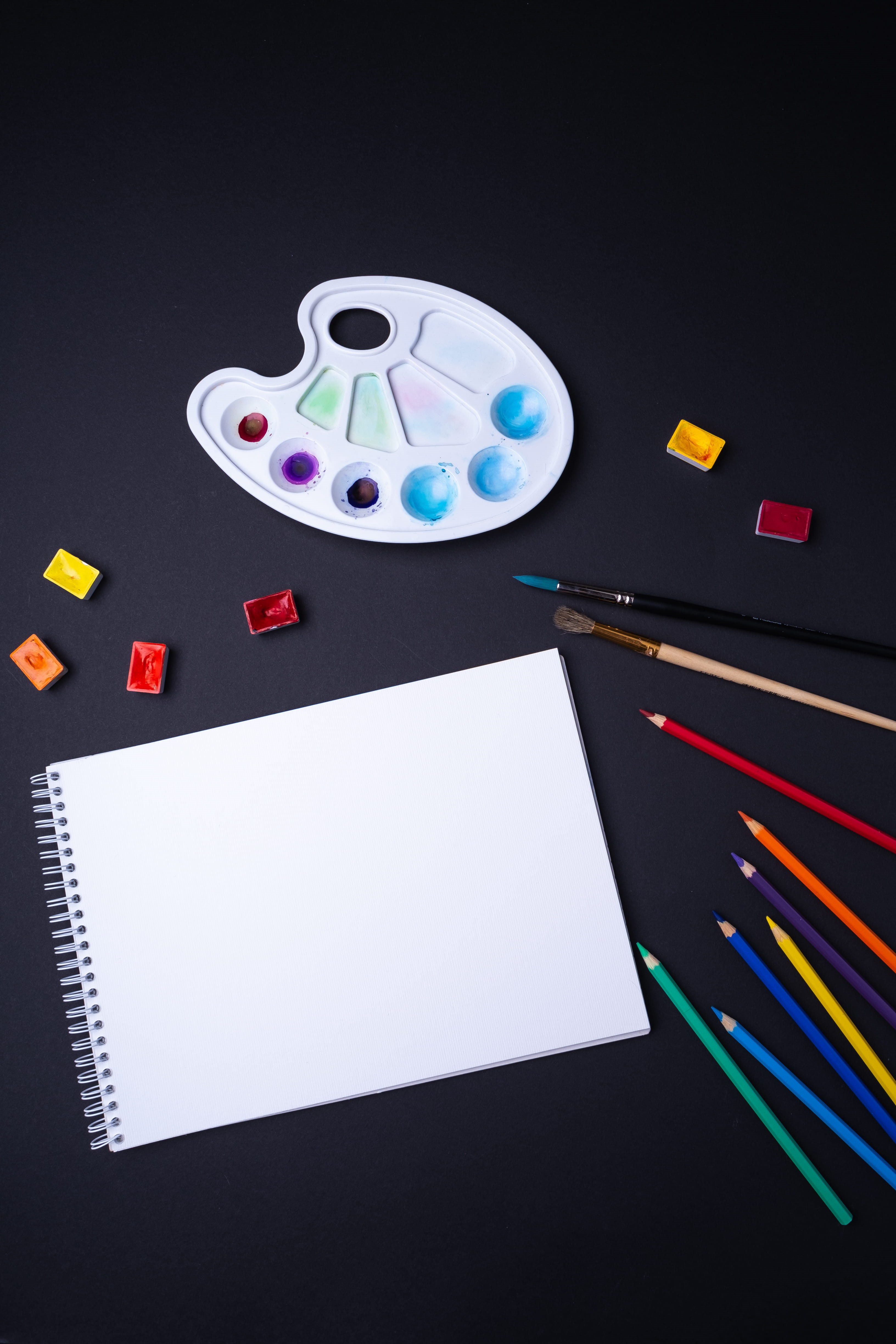 sketch, from above, note, template, no people, paintbrush, watercolor paints, pad, directly above, dark, 4K, color, art and craft, paint, background, table, Phone HD Wallpaper