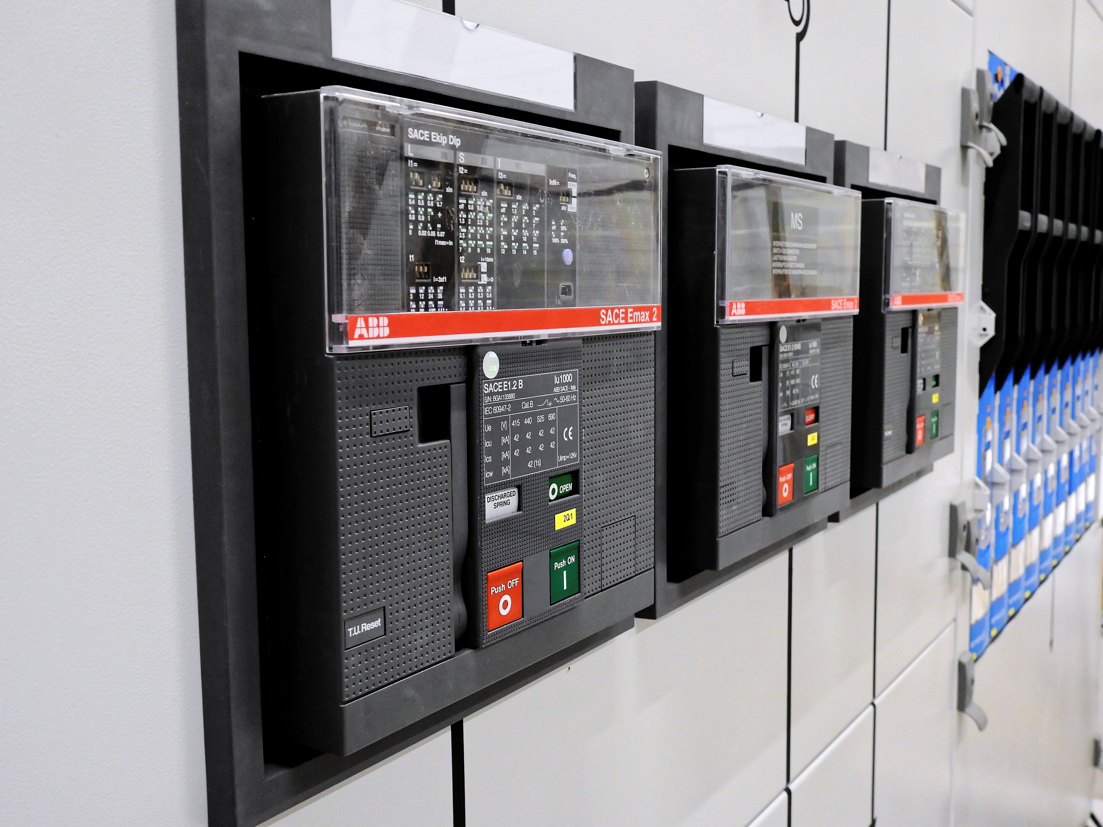 indoors, connection, technology, communication, domestic room, profession, Control, current, distributor, rack, switches, control cabinet, main switch, HD Wallpaper