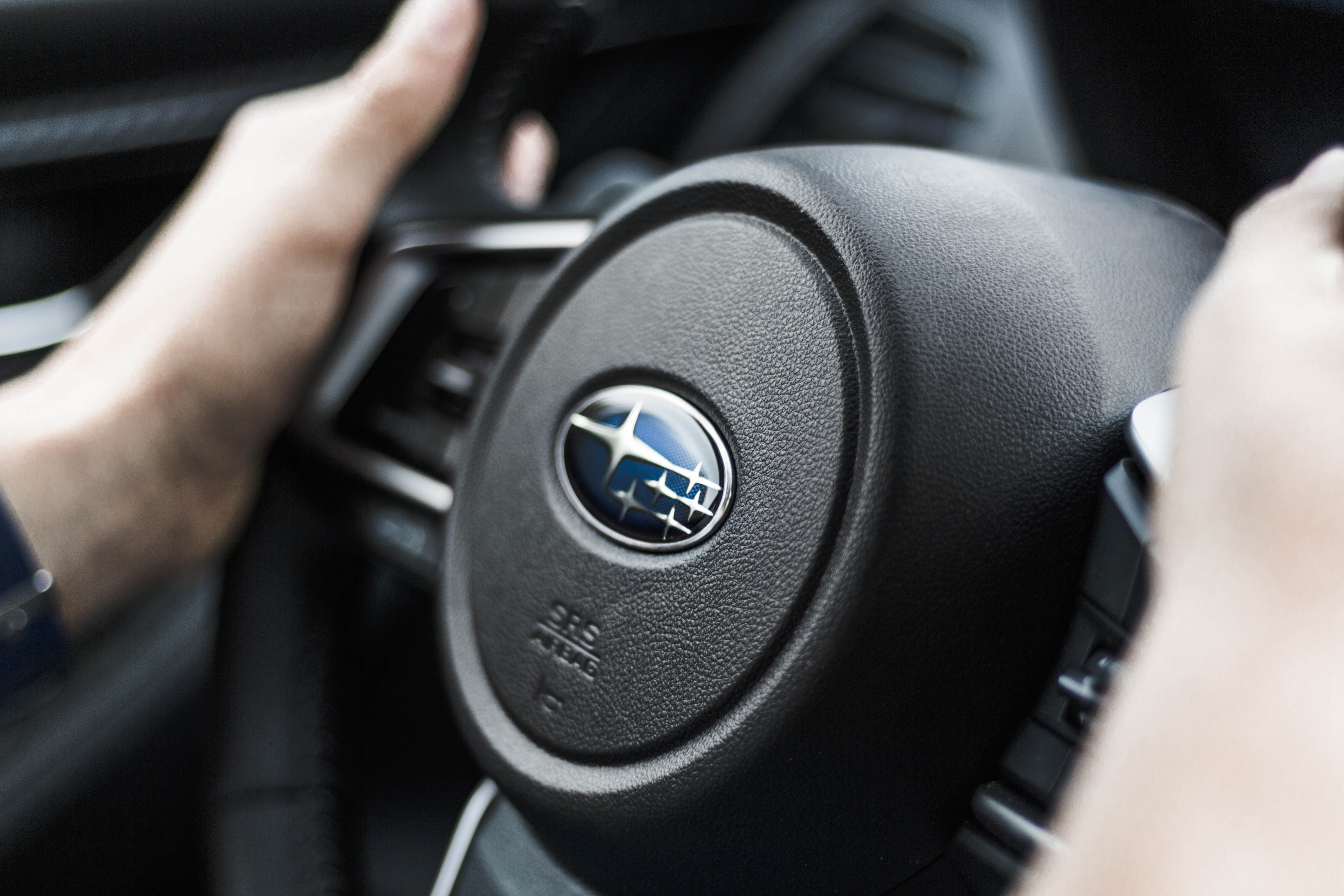 vehicle interior, red, adults only, asphalt, road, automobile, hand, photo, one person, business, auto, motion, black, race, speed, power, adult, car interior, HD Wallpaper