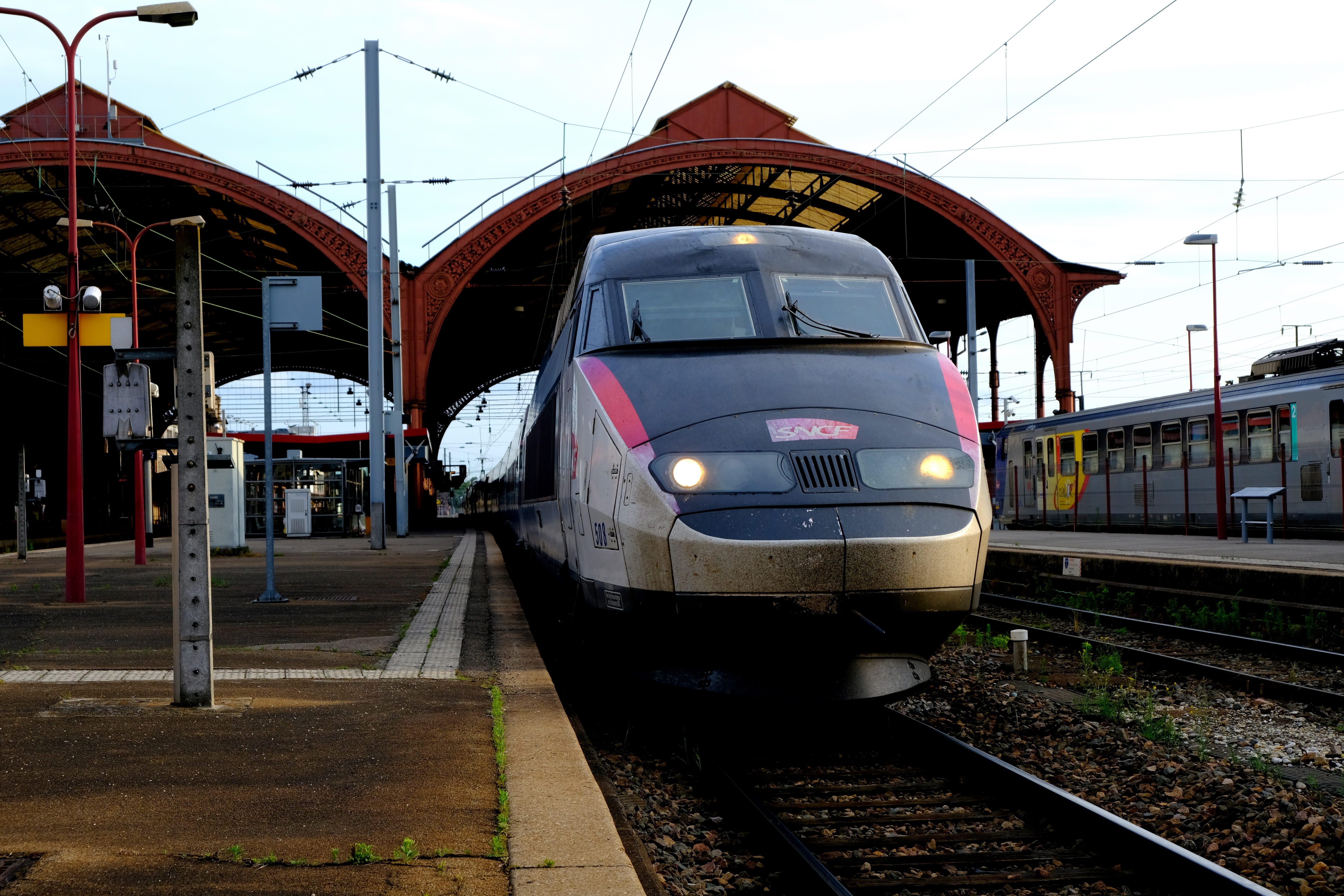 close, electrical multiple unit, railroad station, double-deck cars, central station, locomotive, impressive, seemed, france, travel, train railway, no people, HD Wallpaper