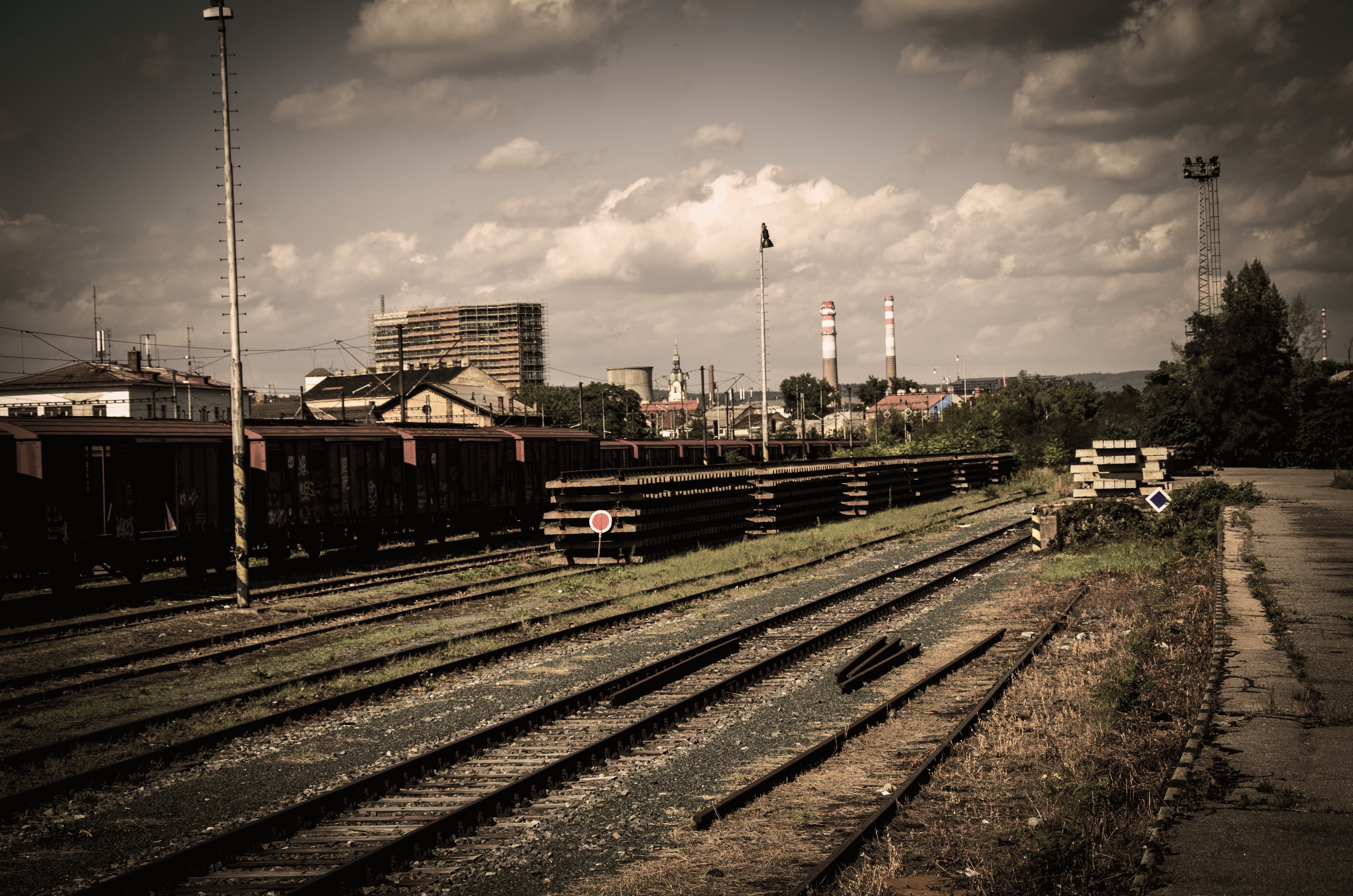 4K, Pripyat, train station, Ukraine, clouds, train, muted, abandoned, railway, sky, rail yard, old, HD Wallpaper
