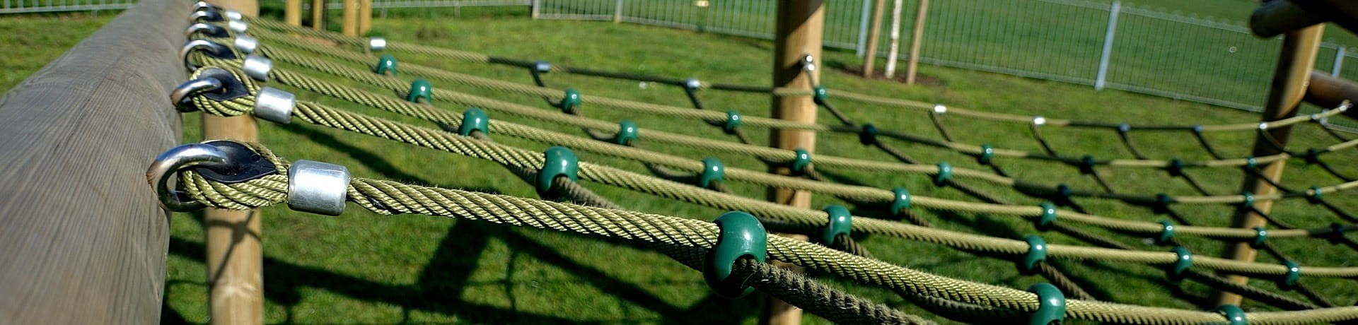 no people, in a row, fence, safety, string, close-up, outdoors, security, rope, background, cord, 1080P, day, grass, hanging, metal, selective focus, tied, HD Wallpaper