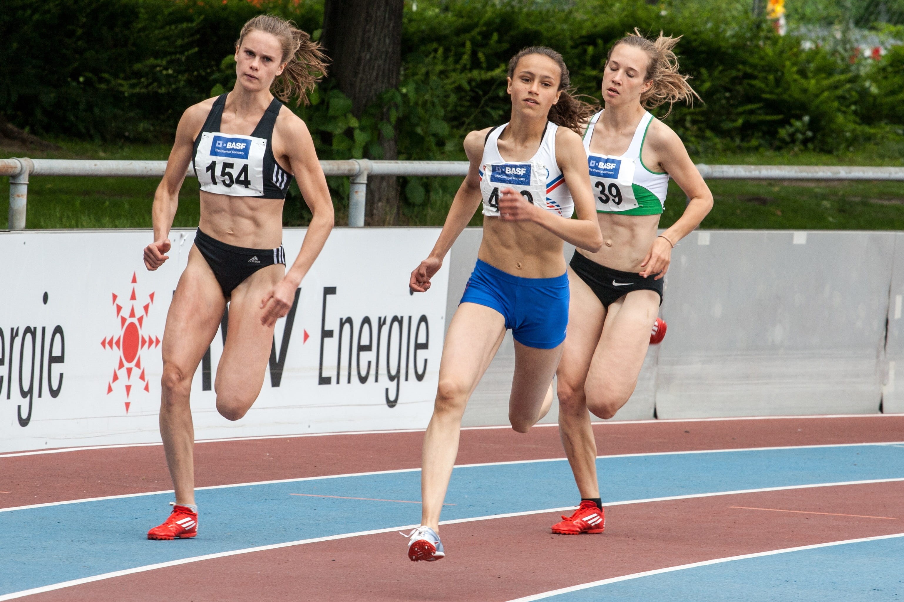 healthy Lifestyle, three, starting Line, competitive Sport, sports Track, swimming pool, sporting Position, teenager, adult, junior gala mannheim, Sport, HD Wallpaper