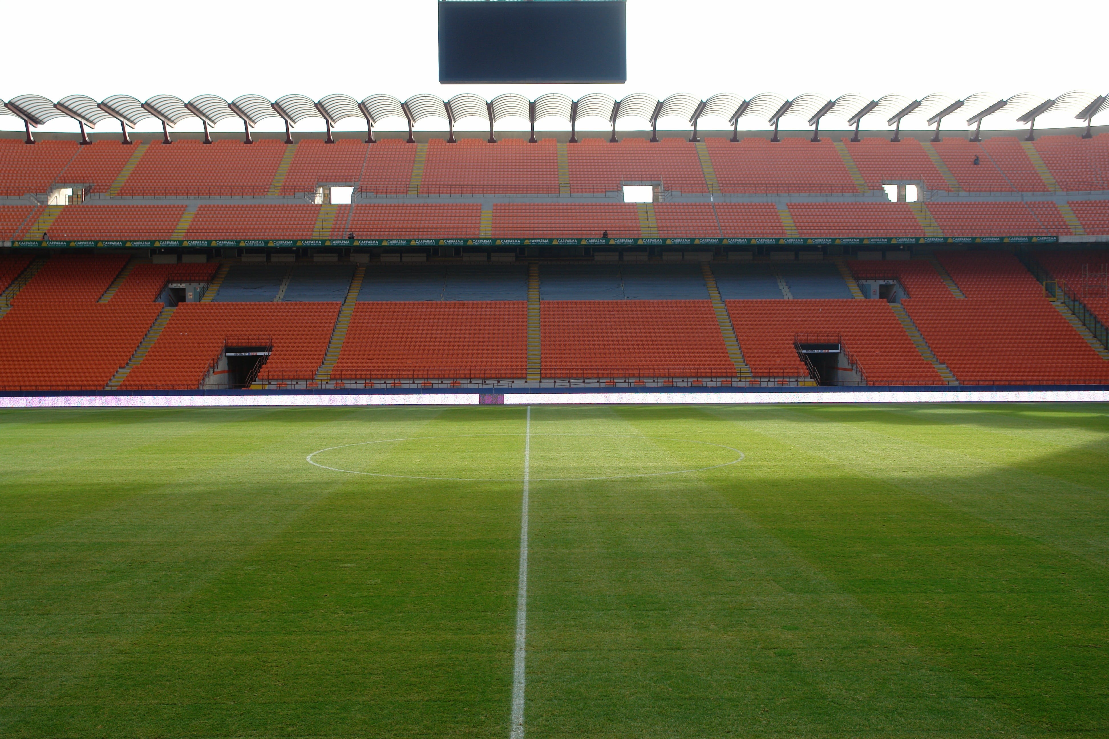 building exterior, playing Field, milan, 4K, no people, ac milan, building, competition, empty, europe, competitive Sport, seat, european, day, red, outdoors, HD Wallpaper