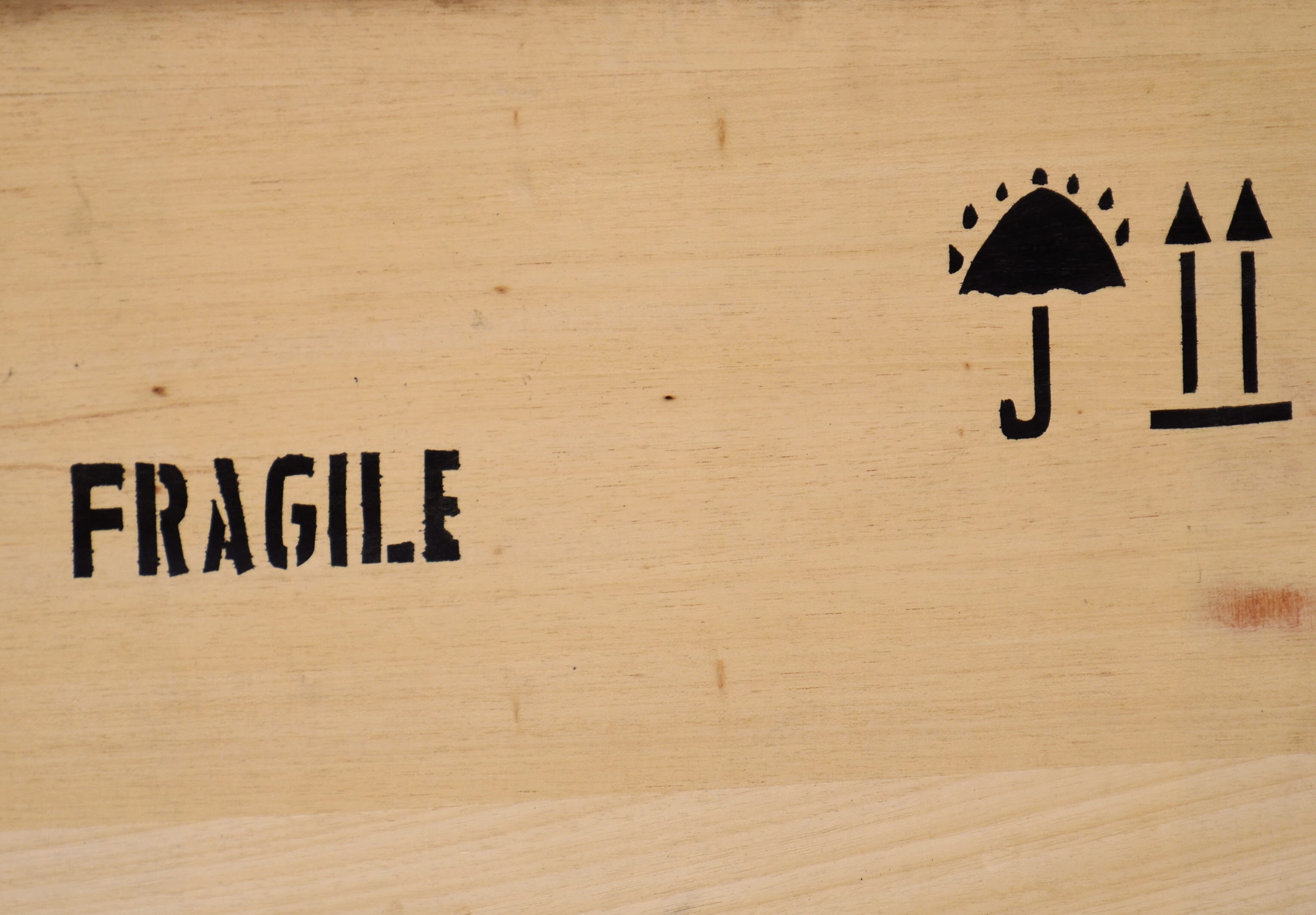 detail, warning, arrow symbol, package, number, indoors, full frame, wood, close-up, paint, text, fragile, home decor, board, cushion, freight, post, computer icon, HD Wallpaper