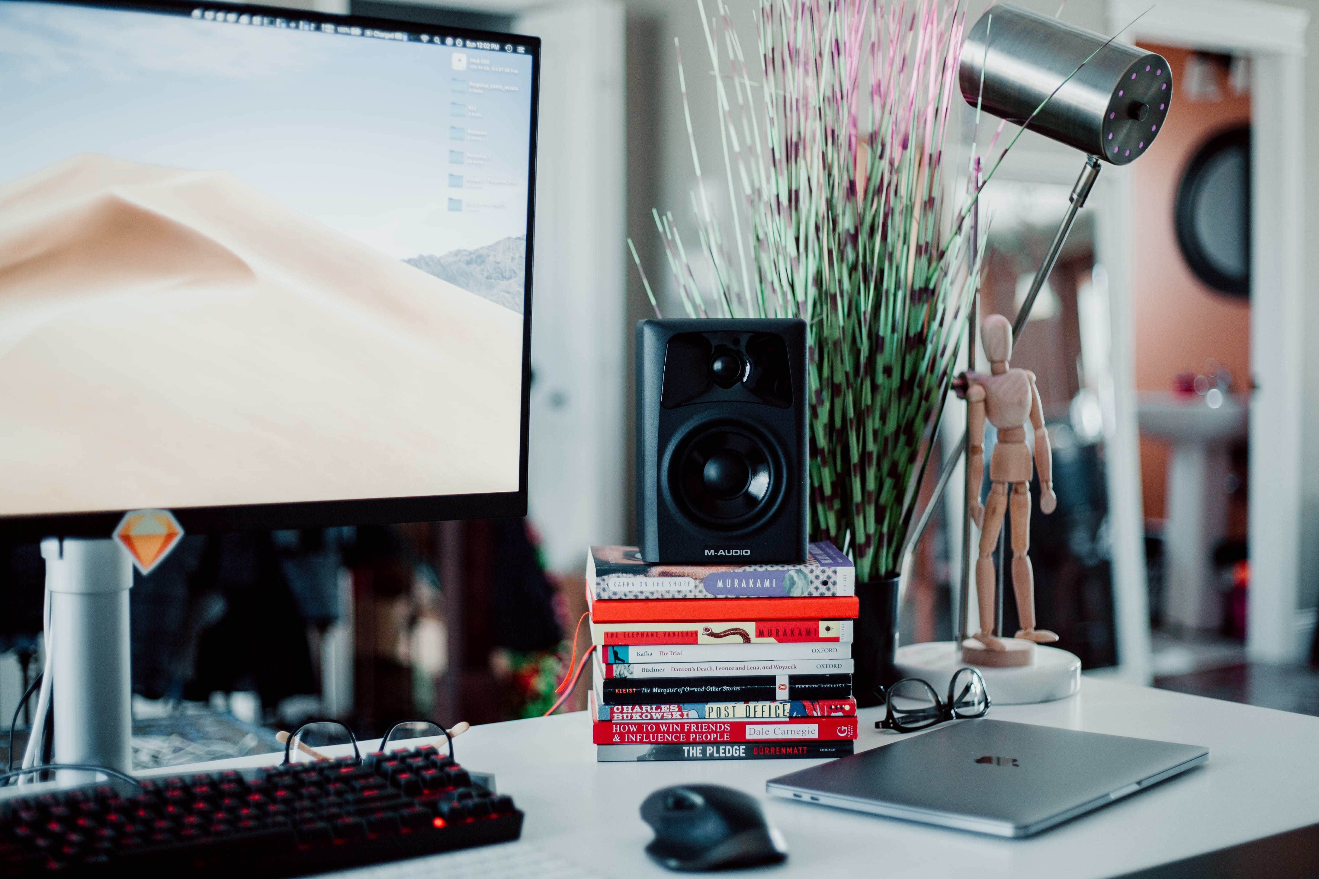 4K, setup, home office, indoors, apple, near, mac, desk, keyboard, hoem desk, computer Keyboard, office space, computer Monitor, computer, silver, modern, HD Wallpaper