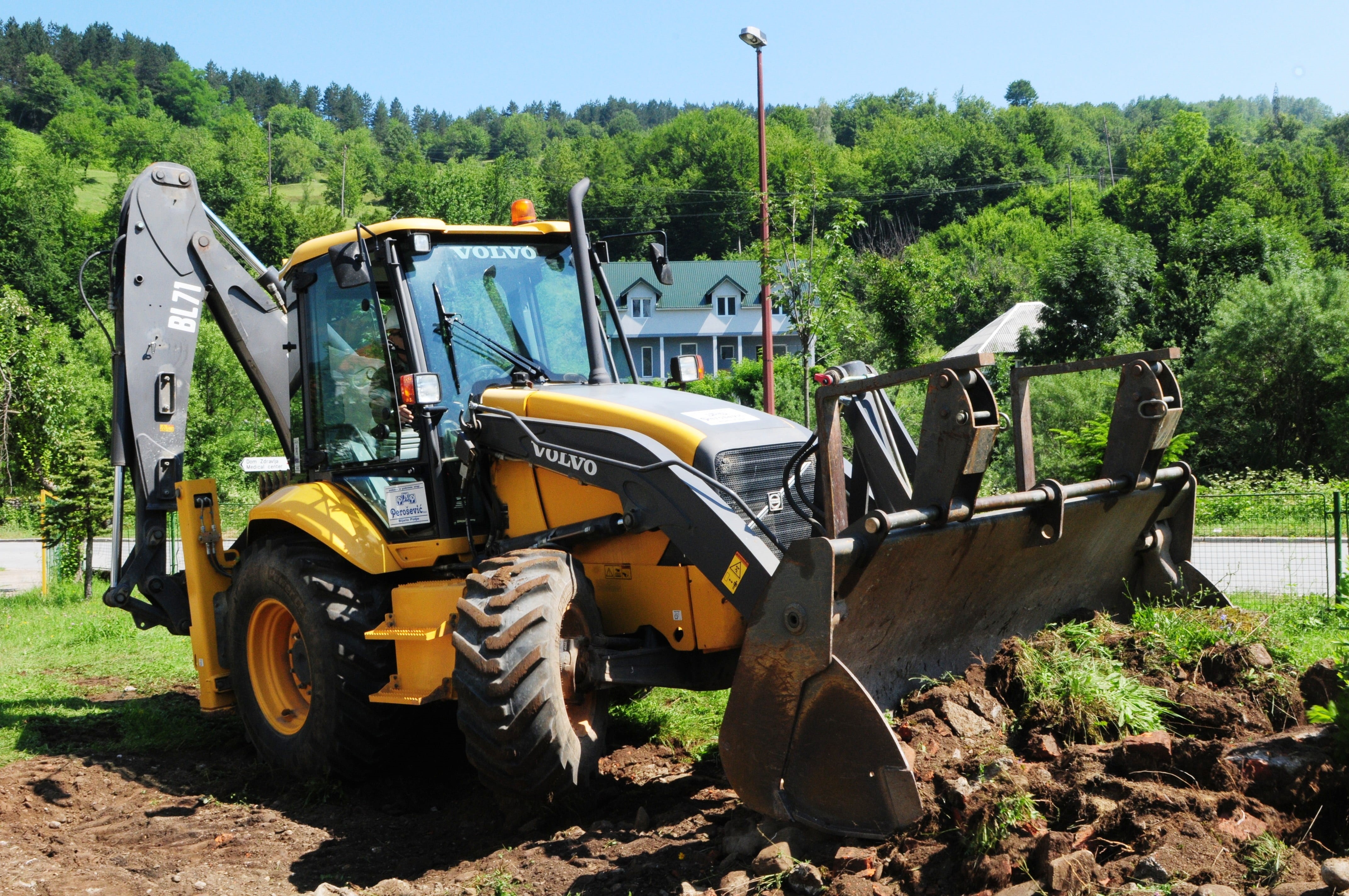 black, land vehicle, tree, transportation, equipment, yellow, constructing, digger, house, digging, work, daytime, day, backhoe, development, building, HD Wallpaper