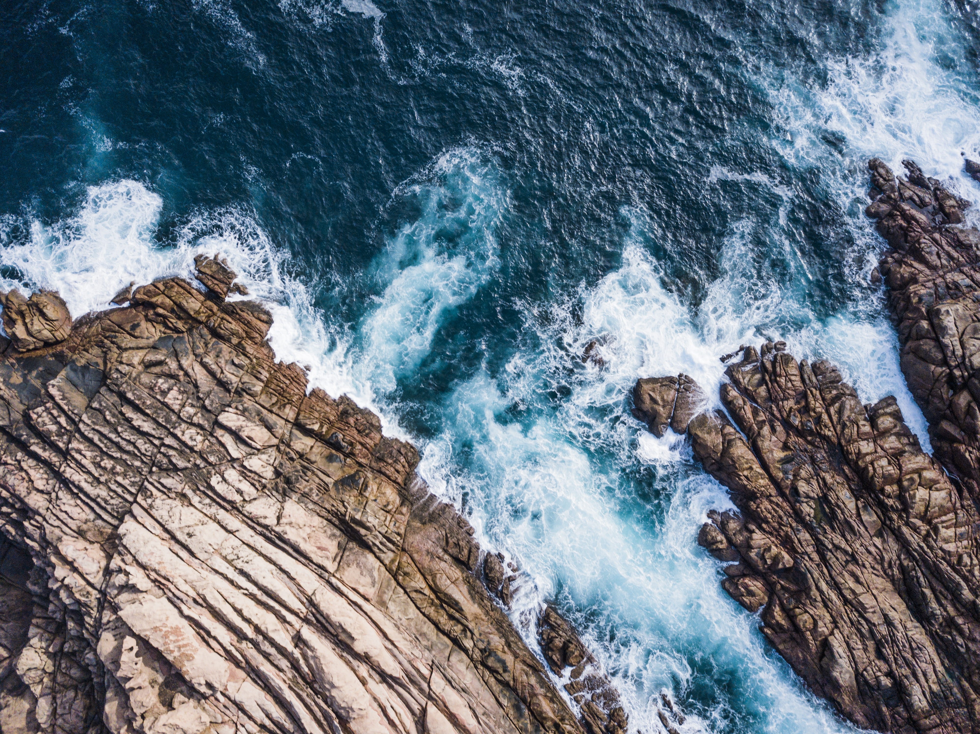 nature, power in nature, breaking, beside, rock, beauty in nature, sea, stock, scenics - nature, sand, solid, photo, seaweed, white water, swanbourne, beach, HD Wallpaper