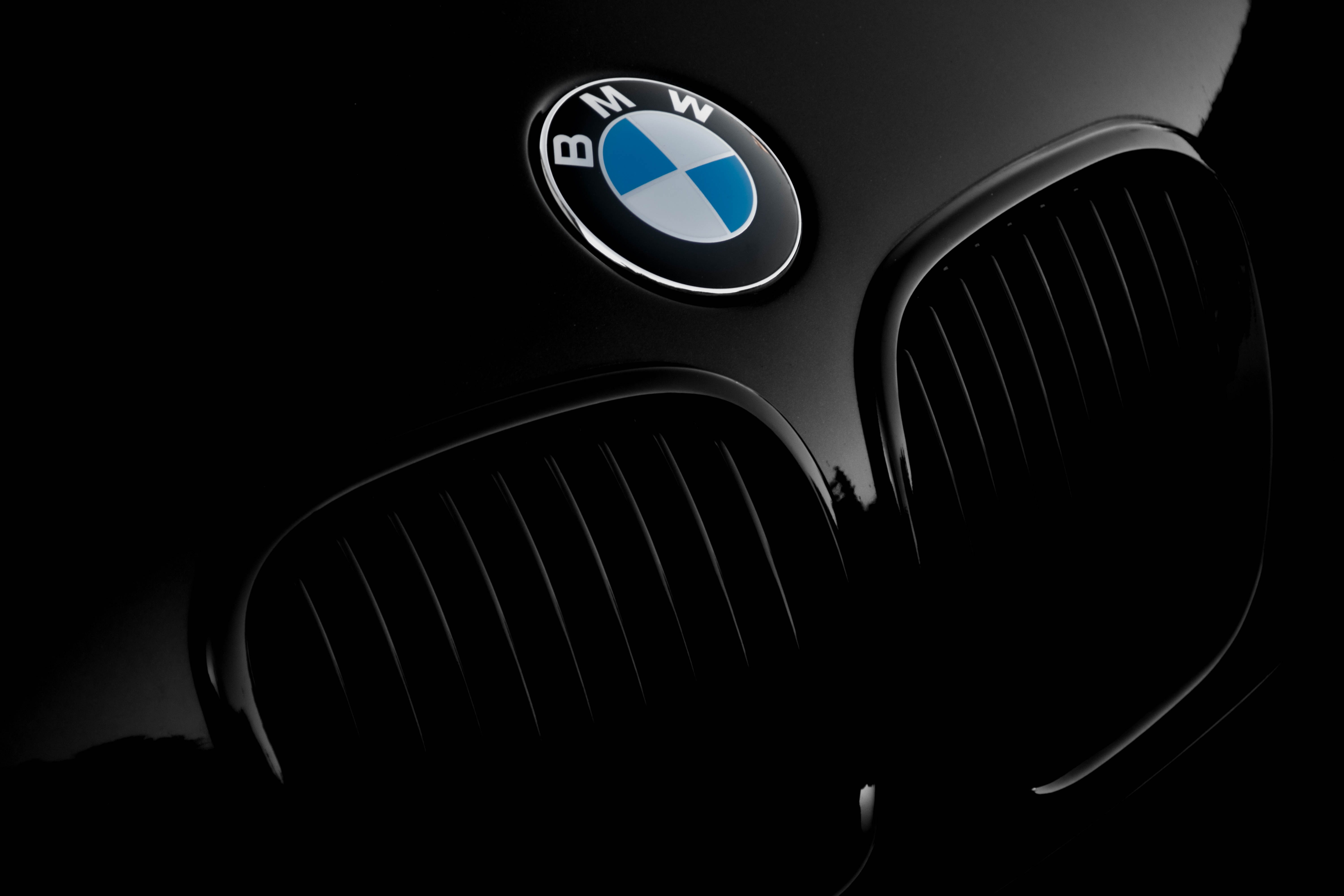 logo, black Background, 5K, bonnet, background, no People, transportation, equipment, three-dimensional Shape, pure, black car, speed, hd, HD Wallpaper