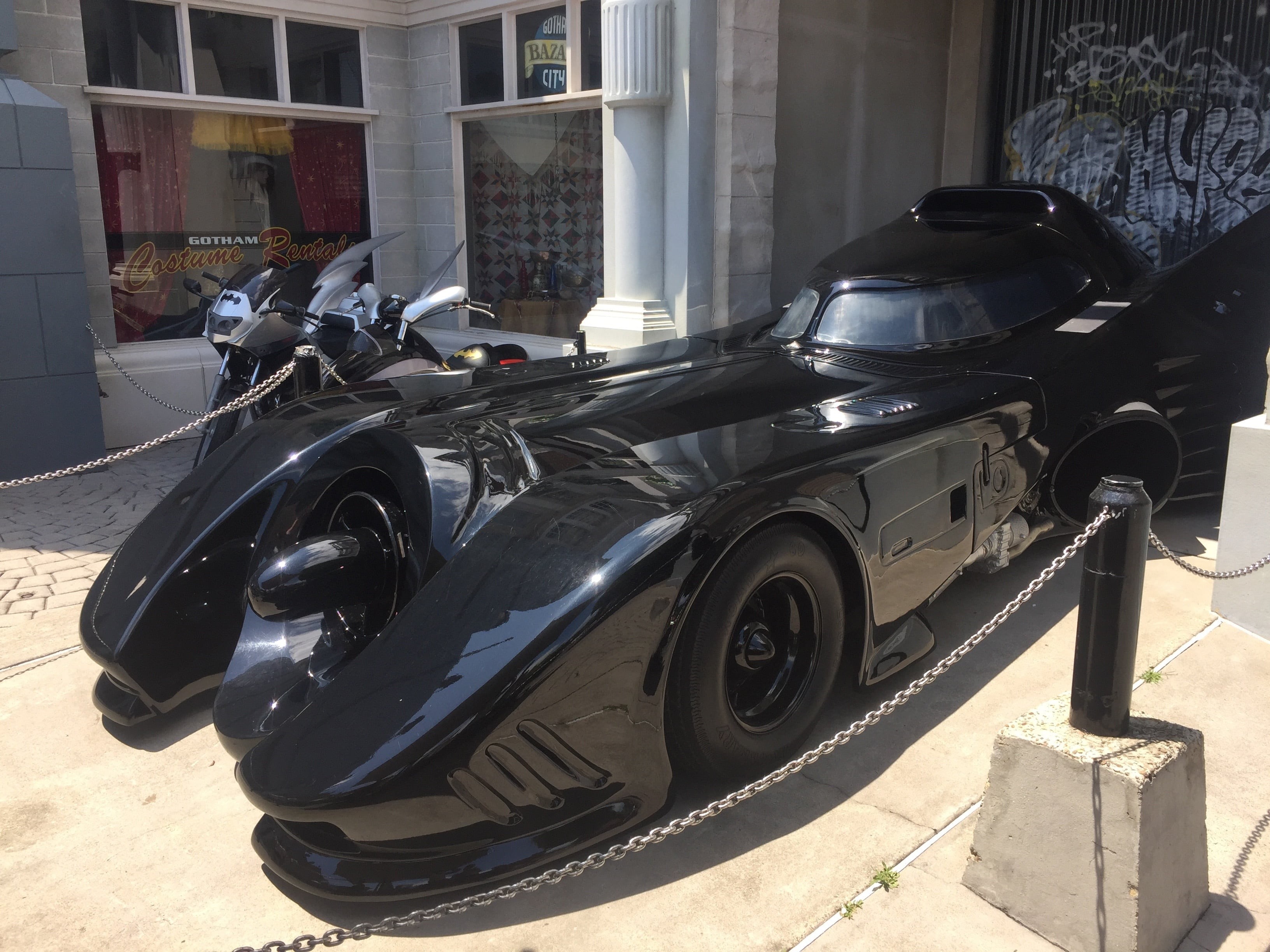 vehicle, car, city, garage, scooter, bat mobile, built structure, land Vehicle, stationary, 2K, wheel, architecture, mode of transportation, sunlight, HD Wallpaper