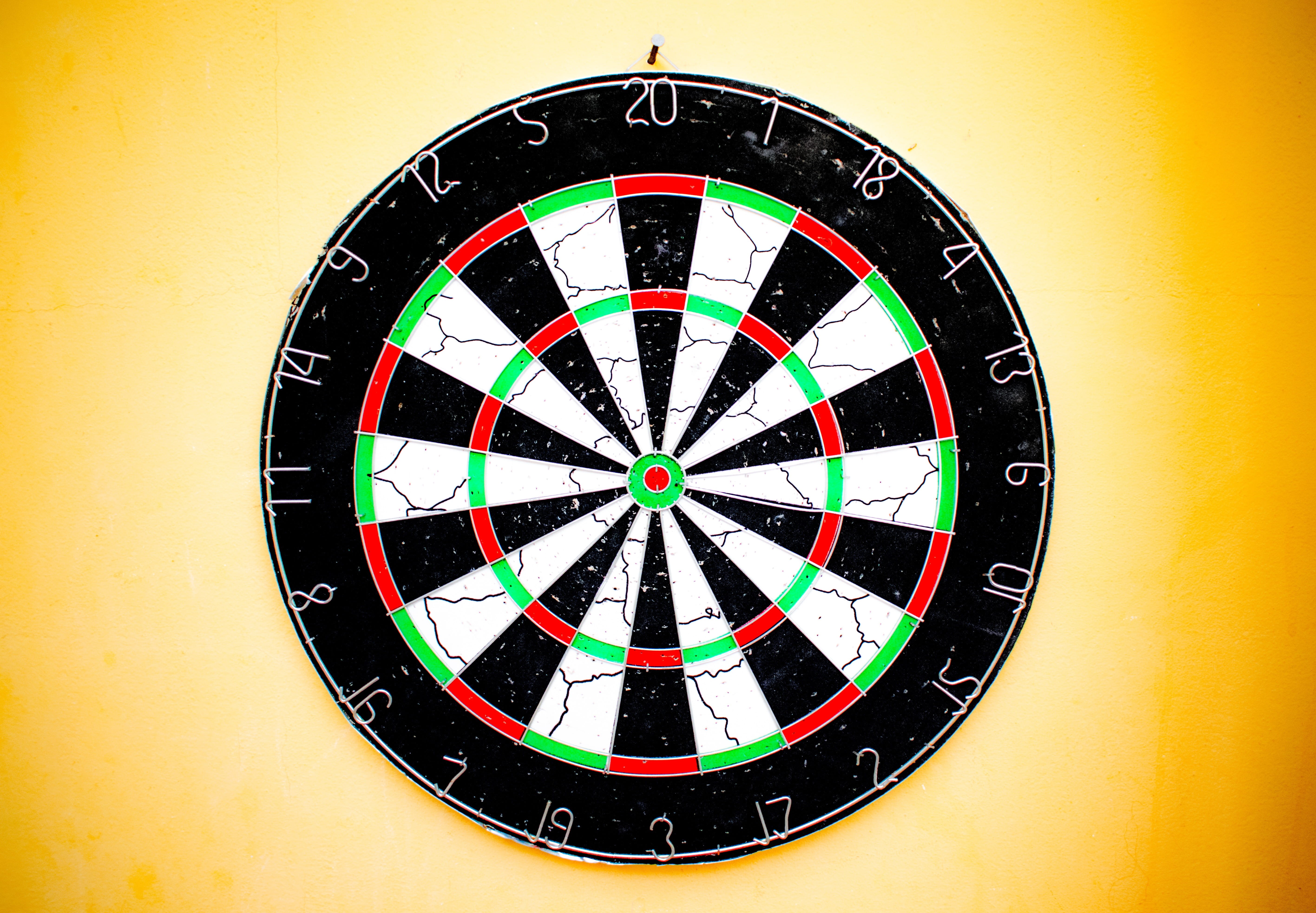 aiming, geometric shape, multi colored, hitting, sport, dartskive, yellow, Dart, 5K, shape, circle, competition, accuracy, Game, architecture, Dartboard, HD Wallpaper