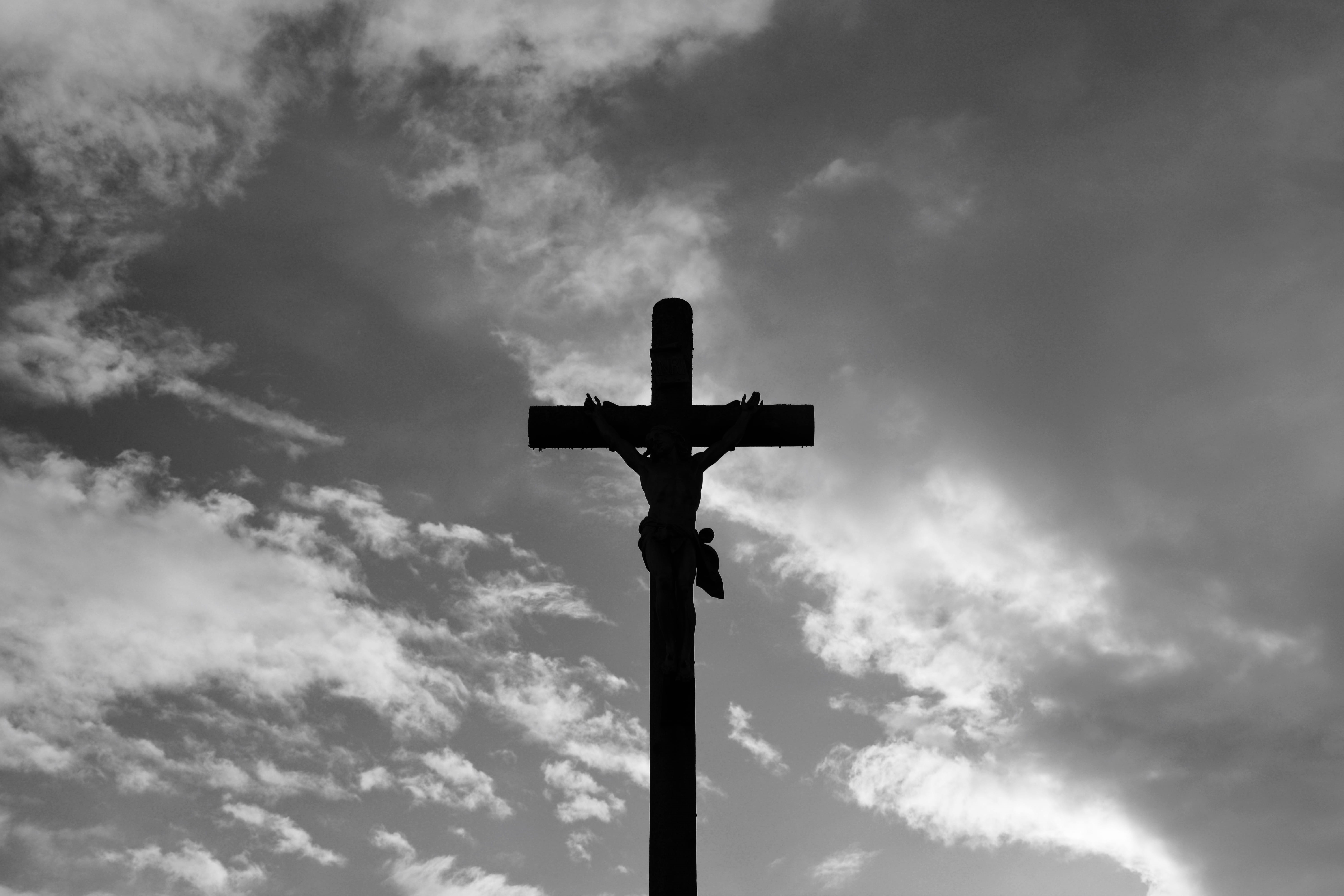 religious figure, nature, directly below, religion, belief, photo black white, faith, outdoors, low angle view, pole, sky, dramatic sky, the light beam, HD Wallpaper