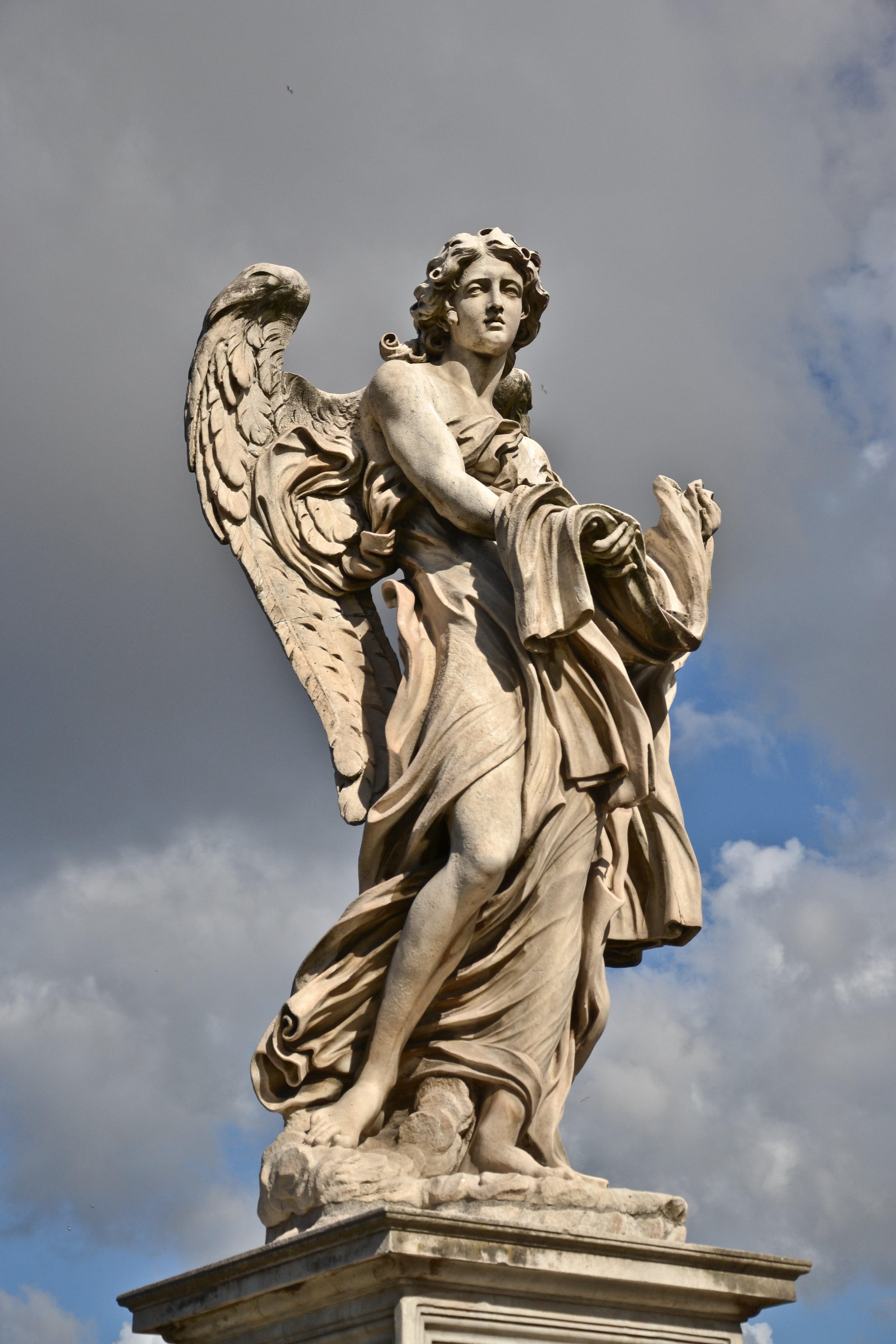 monument, sculpture, travel destinations, statue, rome, male likeness, 4K, art and craft, creativity, italy, wings, famous Place, no people, day, human representation, Phone HD Wallpaper