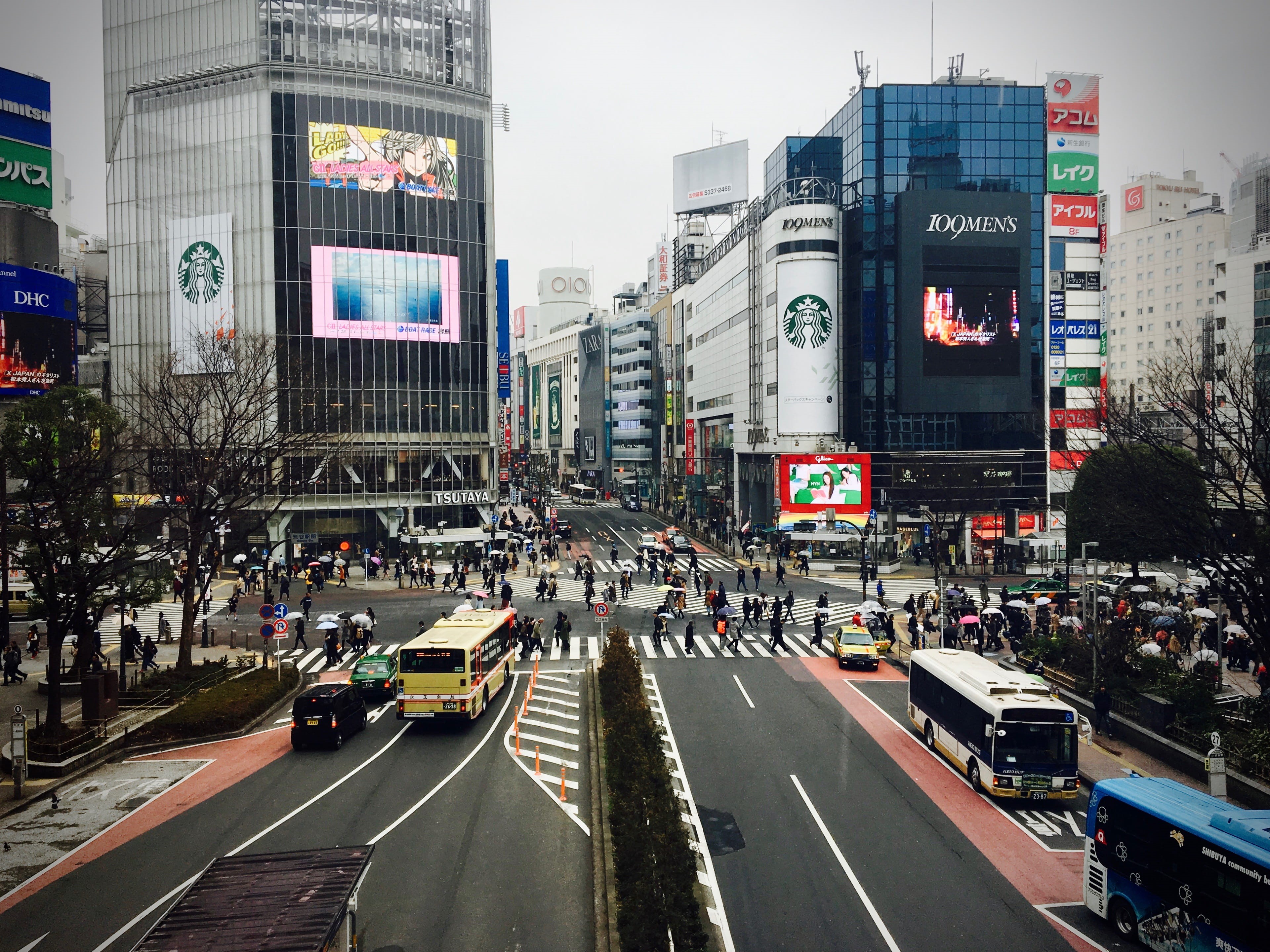 sibuya, modern, land vehicle, office building exterior, incidental people, 4K, outdoors, crossroad, crossing, transportation, motion, traffic, japan, sign, HD Wallpaper