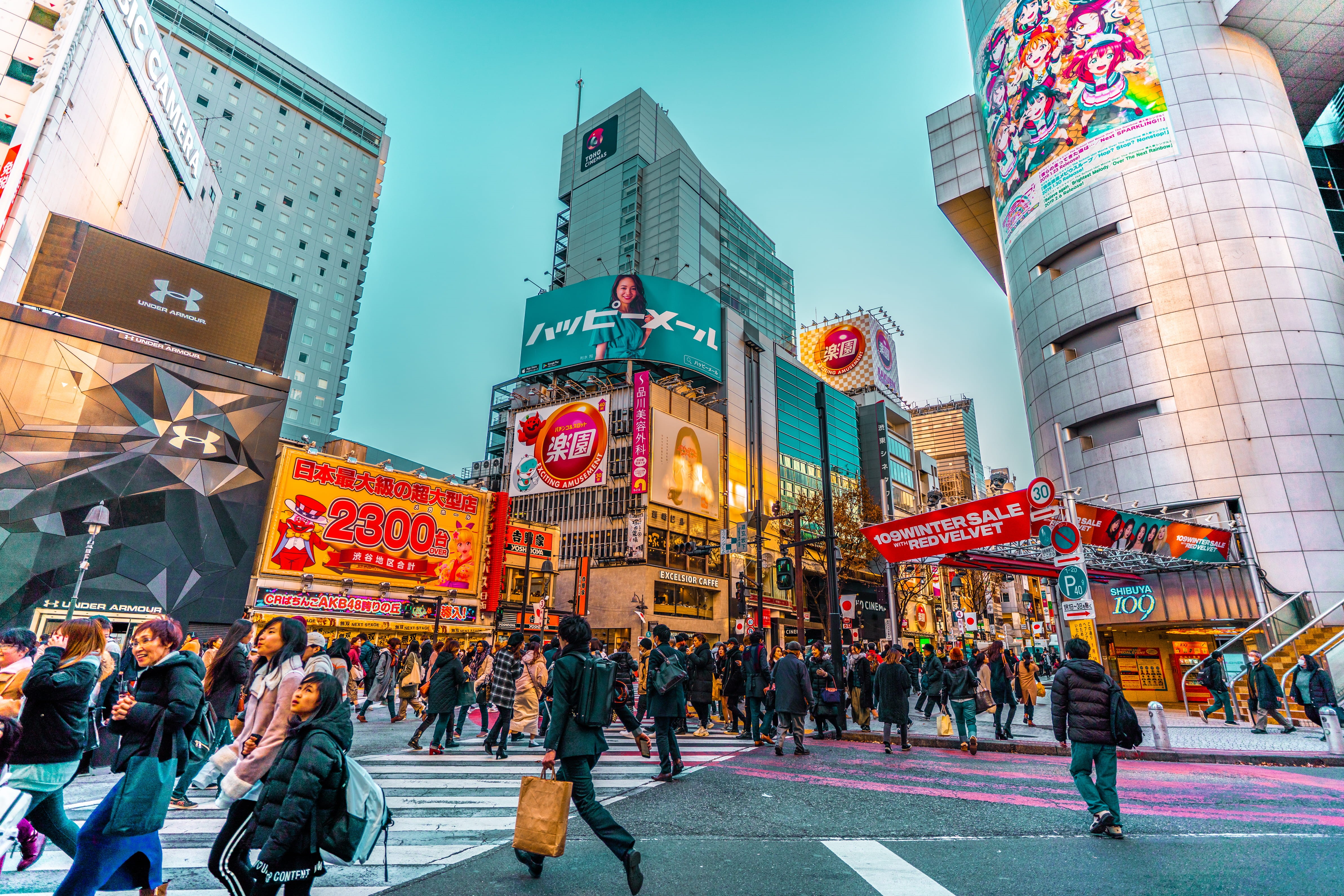 skyscraper, street, tokyo, advertisement, pedestrian, walking, real people, urban, large group of people, shibuya, lifestyles, office building exterior, HD Wallpaper