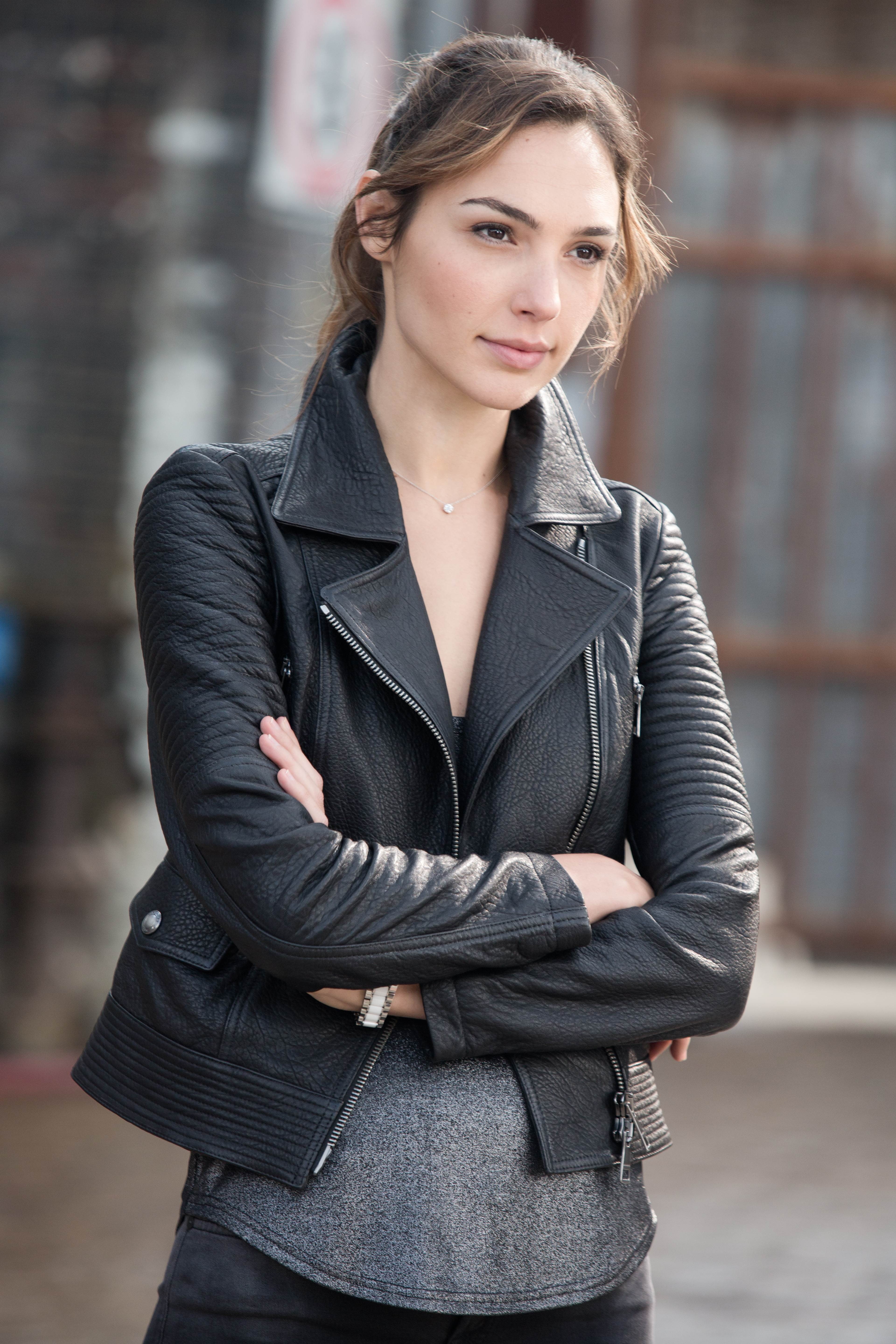 brunette, Gal Gadot, actress, arms crossed, looking away, 5K, necklace, leather jackets, looking into the distance, jacket, Phone HD Wallpaper