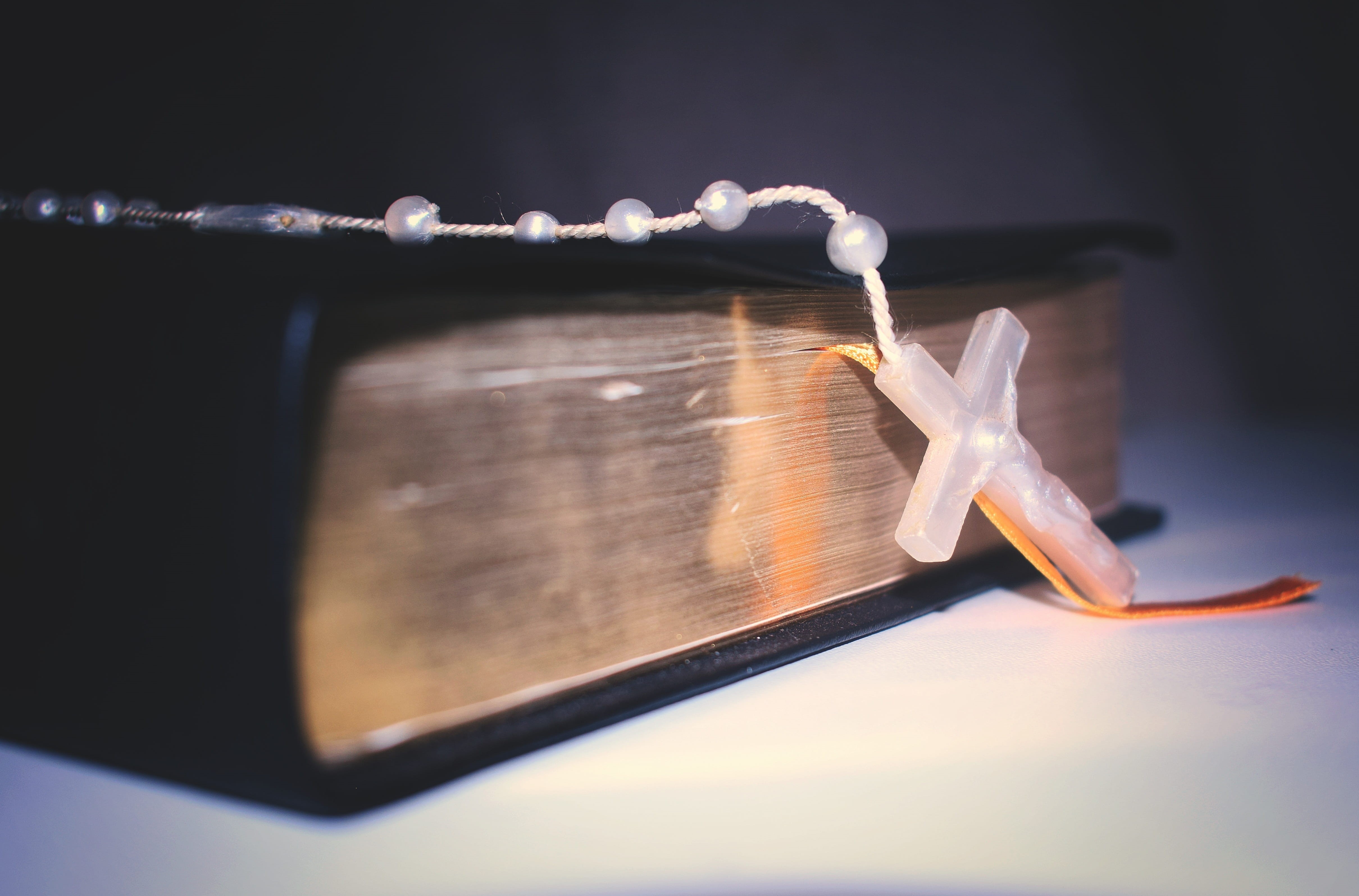 table, santo, prayer, art and craft, illuminated, musical instrument, christ, gospel, motion, religion, christianity, day, christian, antique, cold temperature, HD Wallpaper