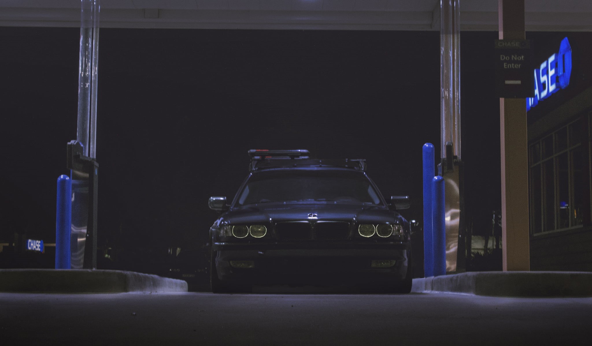 retro styled, transportation, text, business, no people, dark, E38, communication, series, e, night, architecture, domestic room, motor vehicle, lights, HD Wallpaper