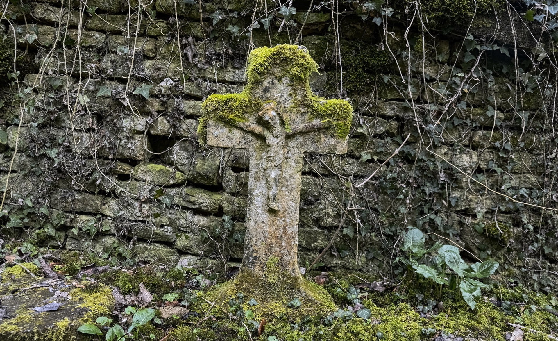 cemetery, 1080P, moss, Jesus Christ, cross, HD Wallpaper