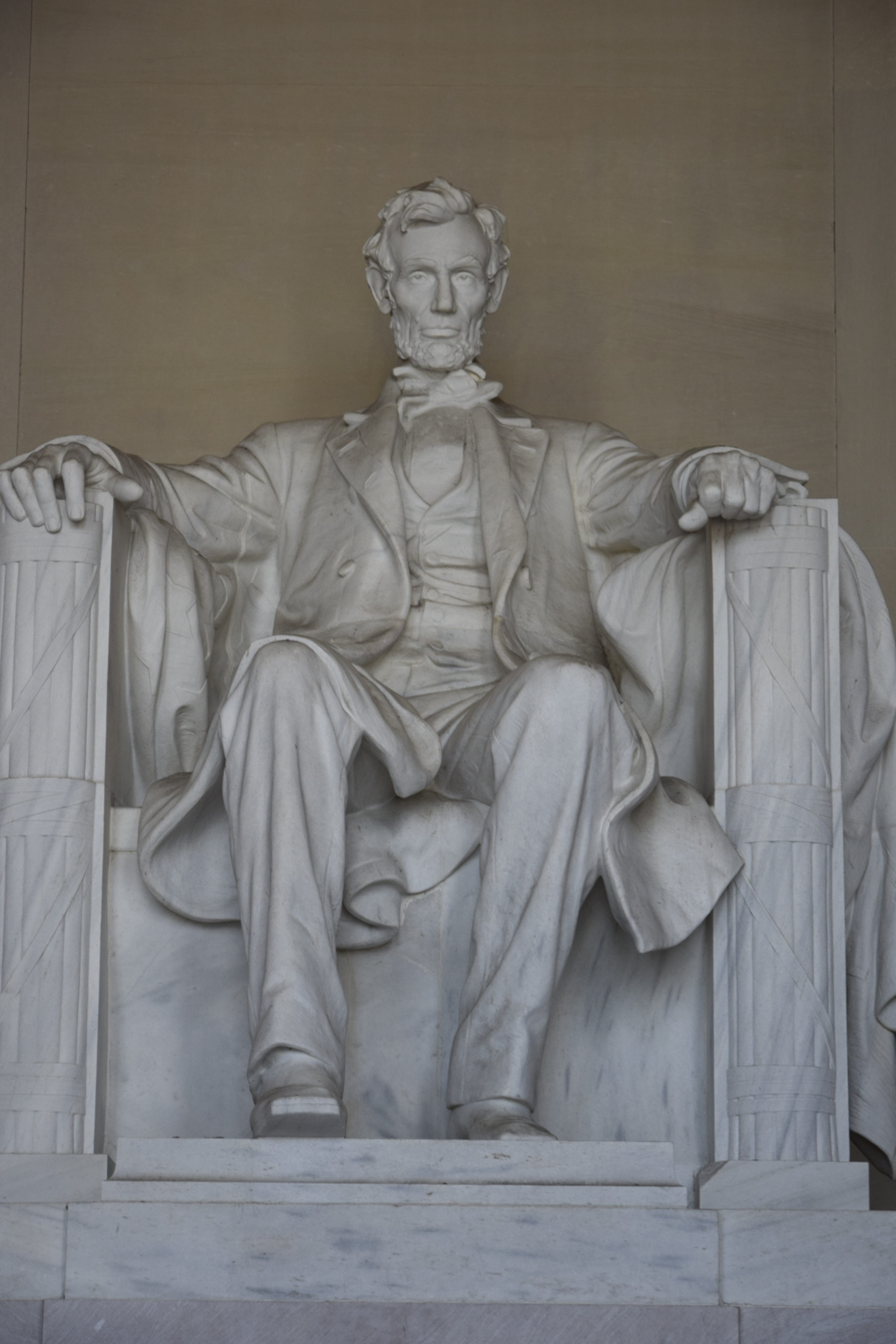 destination, people, exhibition, figure, old, art, building, lincoln, the past, marble, wall - building feature, landmark, monument, traditional, religion, Phone HD Wallpaper