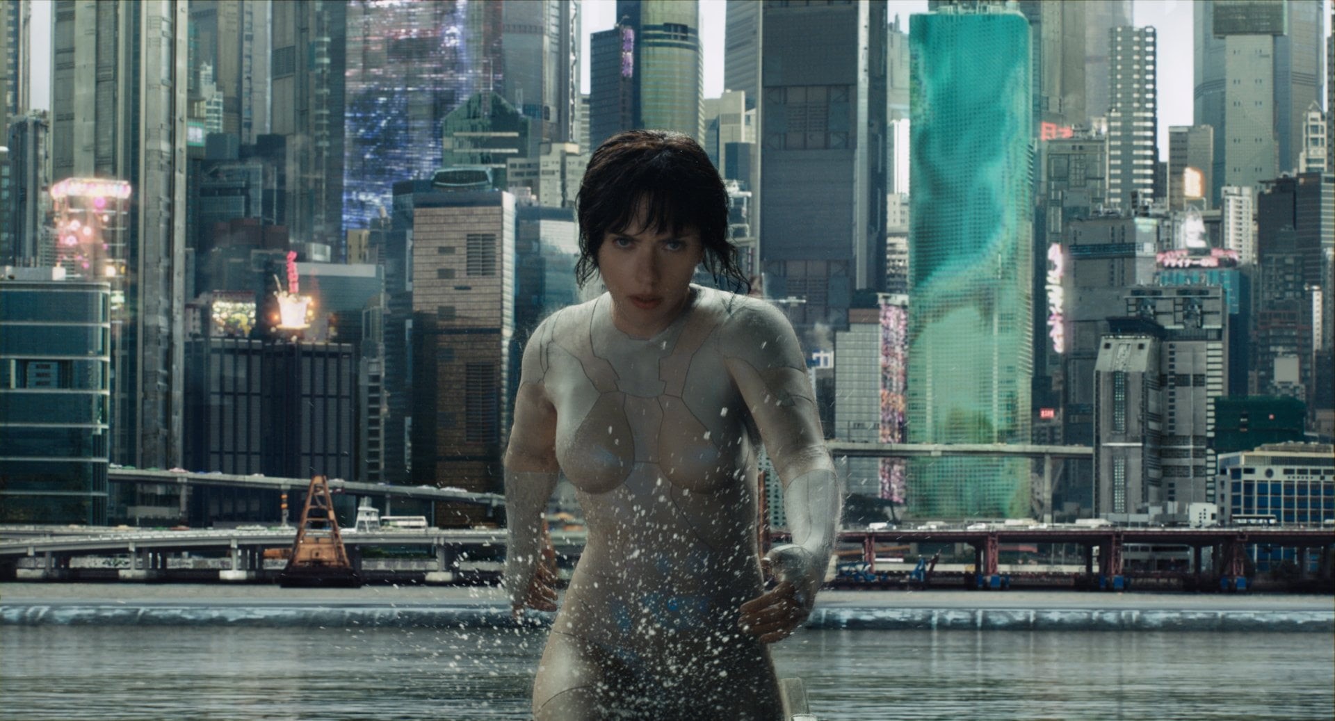 office building exterior, front view, skyscraper, Movie, adult, Scarlett Johansson, cityscape, Ghost in the Shell (2017), nature, 1080P, Ghost in the Shell, HD Wallpaper