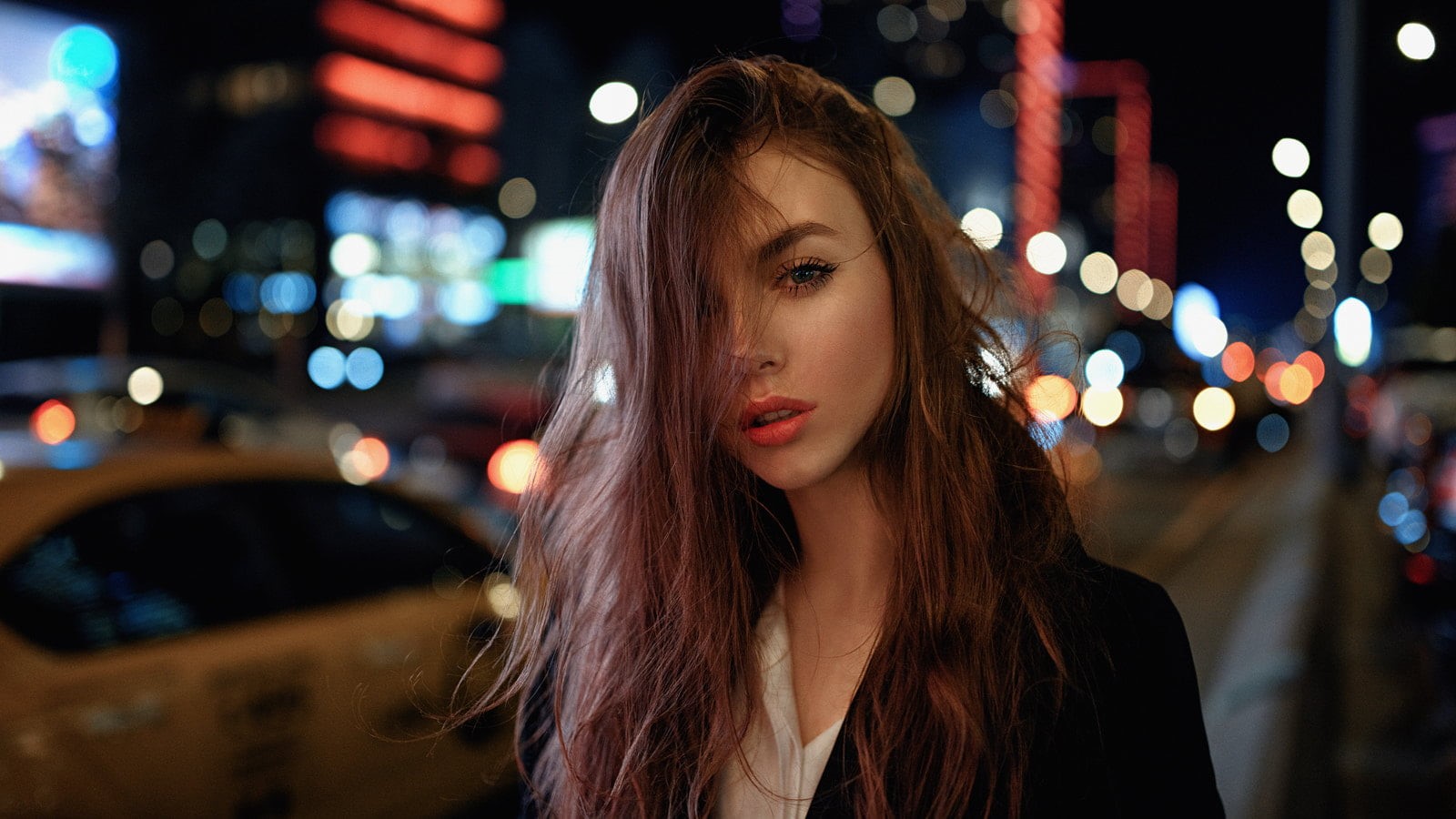 urban Scene, elegance, lighting Equipment, long hair, young Adult, top, street Light, new York City, nightlife, Victoria Vishnevetskaya, cityscape, traffic, HD Wallpaper