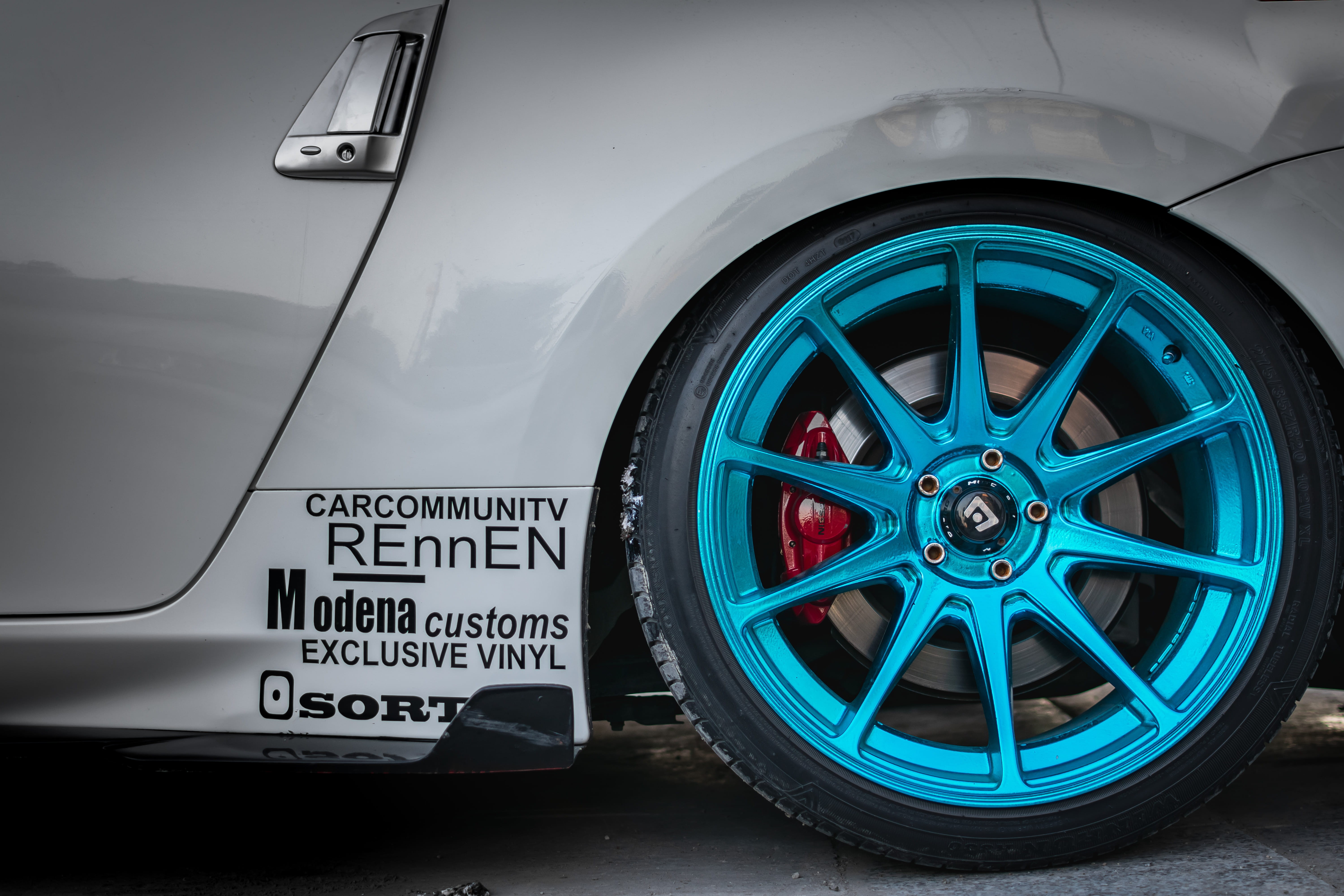text, electronics, outdoors, alloy wheel, no people, spoke, ahvaz, motor vehicle, screen, 5K, machine, vehicle, mode of transportation, sign, car wheel, HD Wallpaper