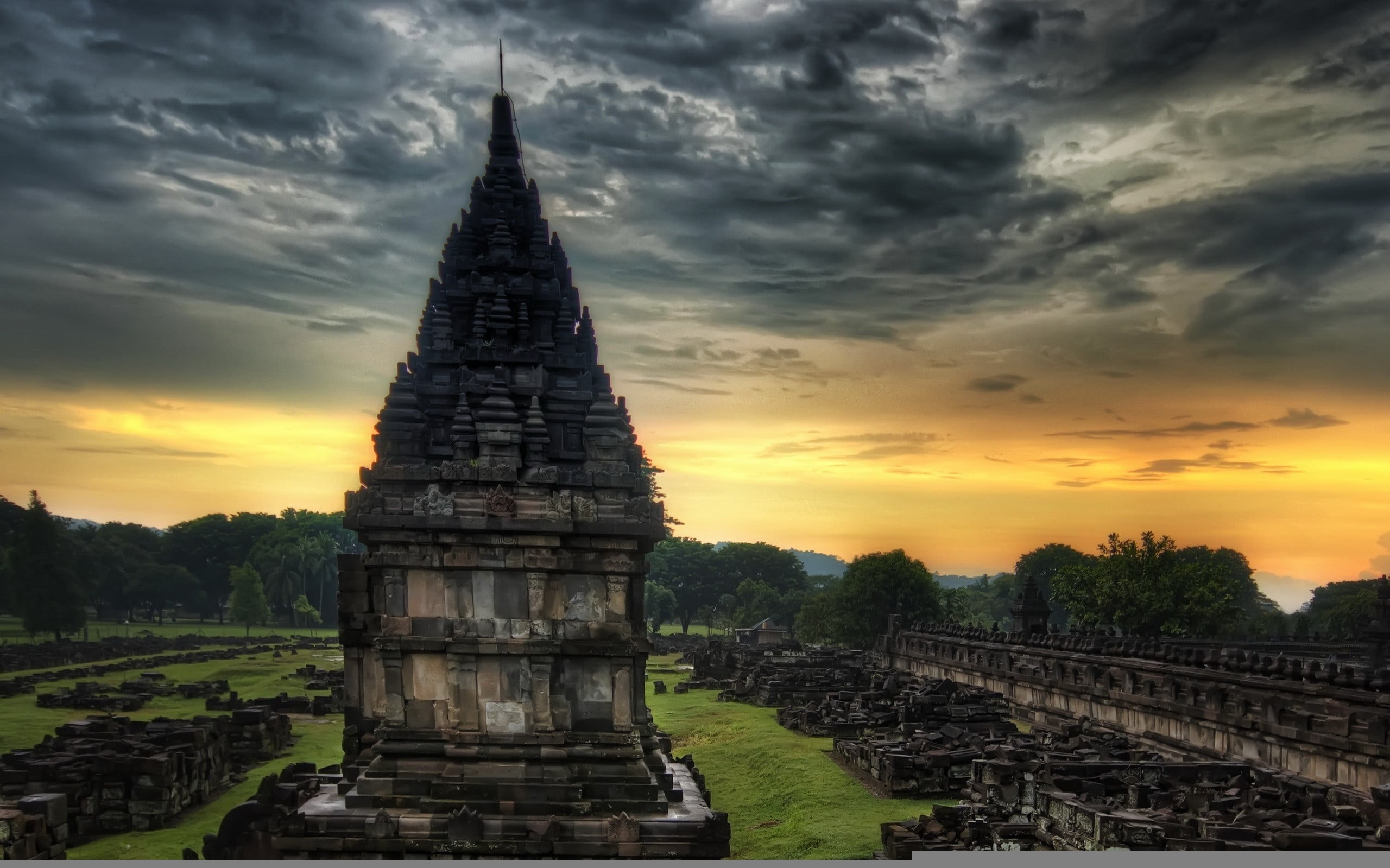 wat, 2K, bangkok, built Structure, building exterior, ruins, sunset, travel Destinations, archaeology, architecture, southeast Asia, thai Culture, outdoors, HD Wallpaper