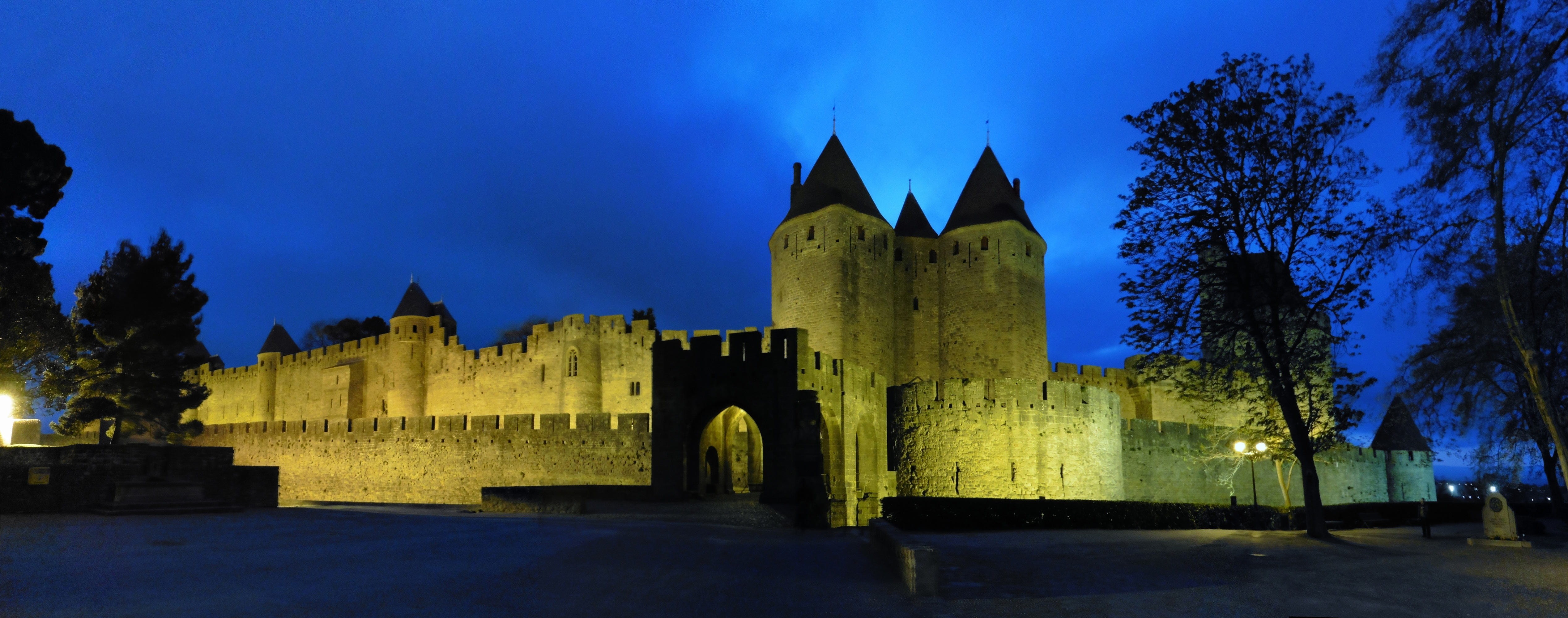 travel destinations, old, panorama, outdoors, europe, building exterior, travel, dusk, 4K, the past, tower, famous, evening, building, no people, illuminated, HD Wallpaper